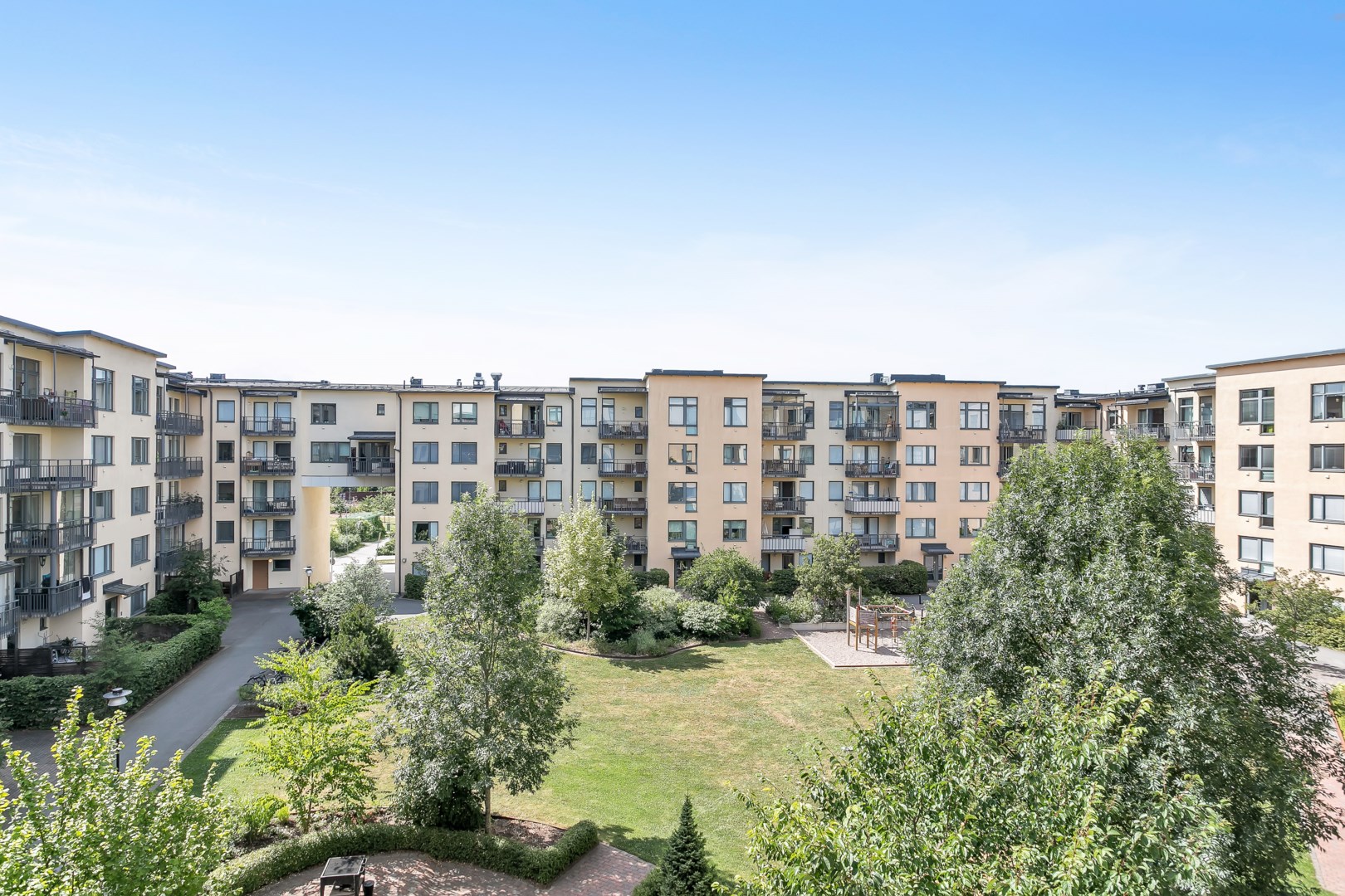 Bostadsbild från Vattholmavägen 4B, Såld i Kapellgärdet, Uppsala