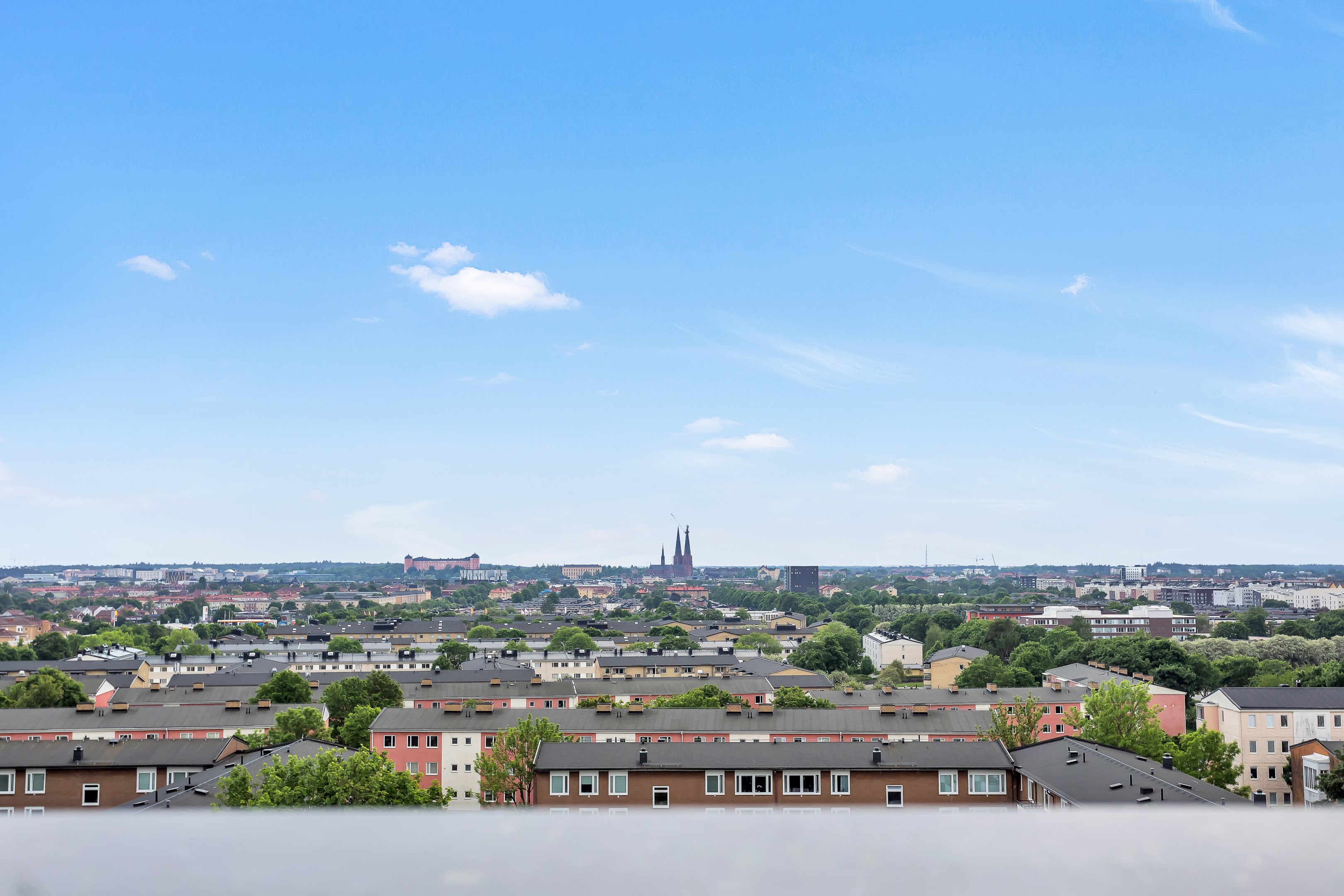 Bostadsbild från Solskensgatan 17, Såld i Gränby backe, Uppsala