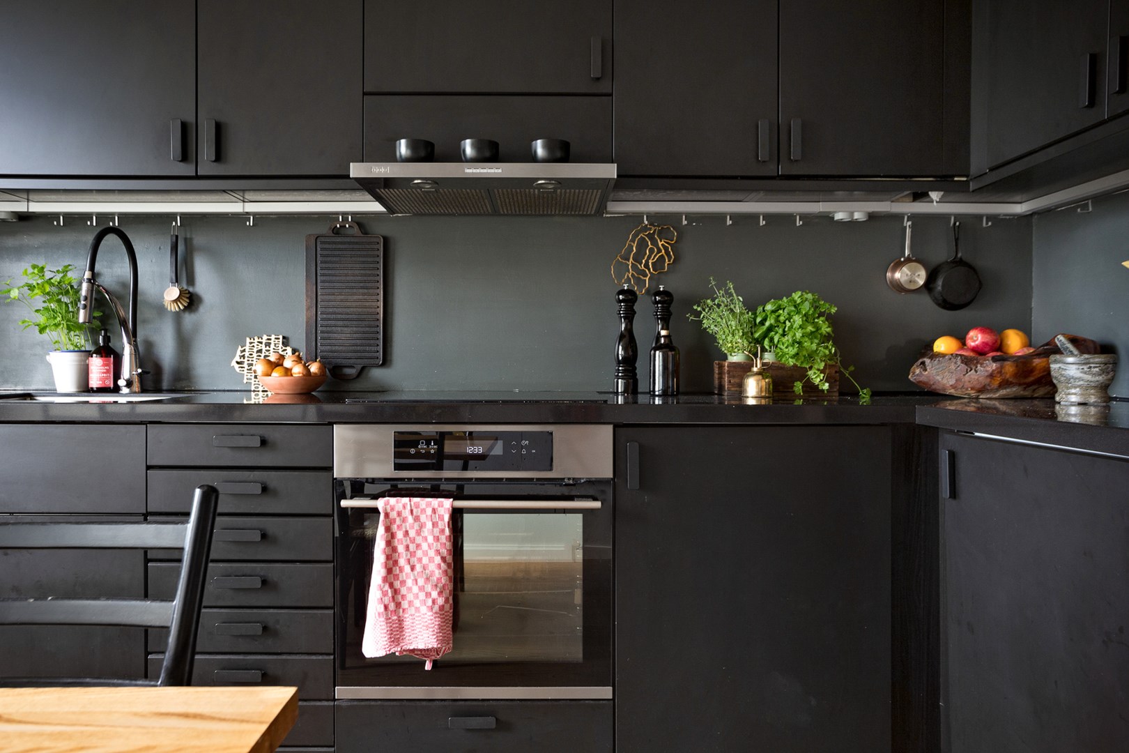 Bostadsbild från Sandhamnsgatan 25, 5 tr, Såld i Gärdet, Stockholm