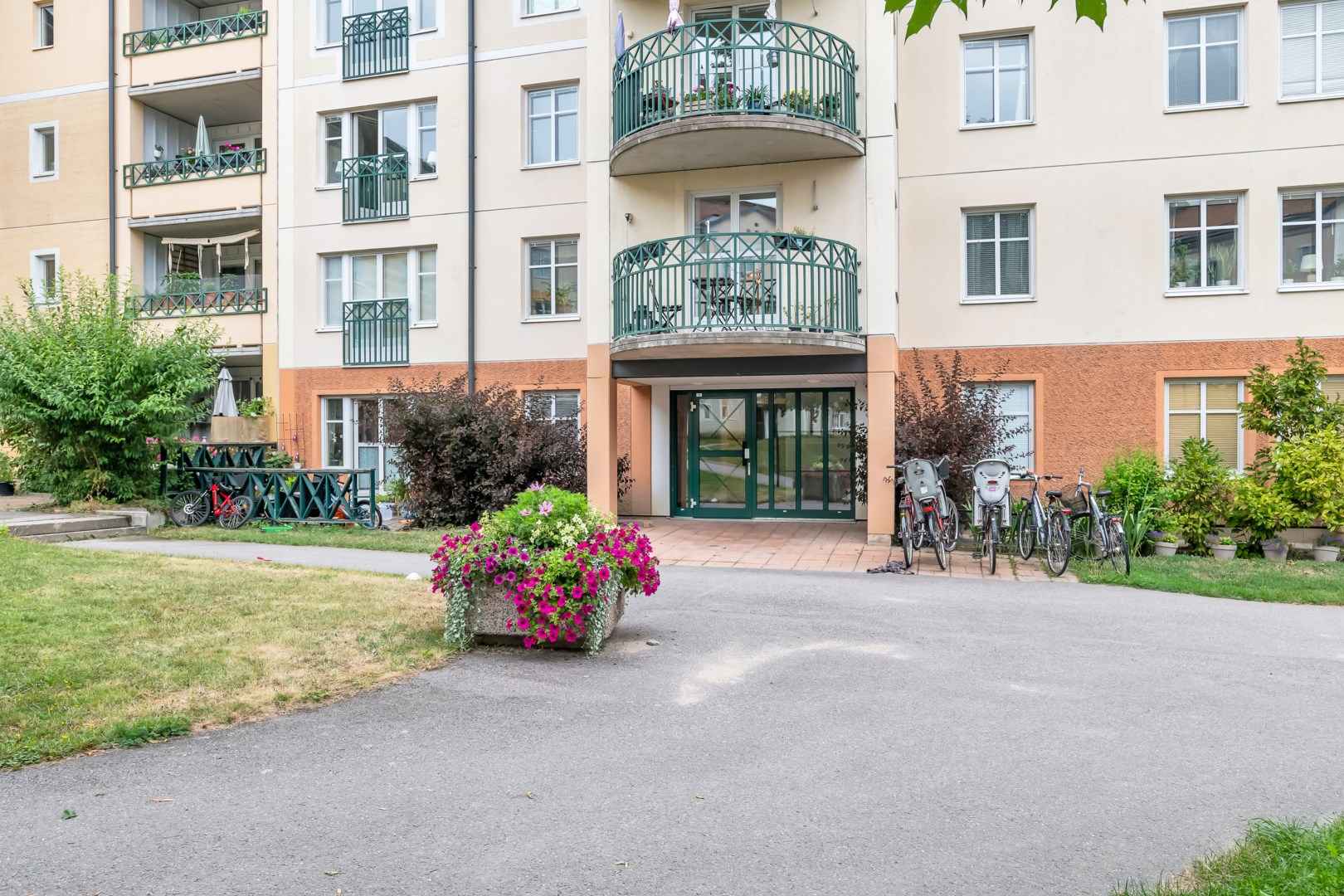 Bostadsbild från Gustaf Kjellbergs väg 8, Såld i Ulleråker, Uppsala