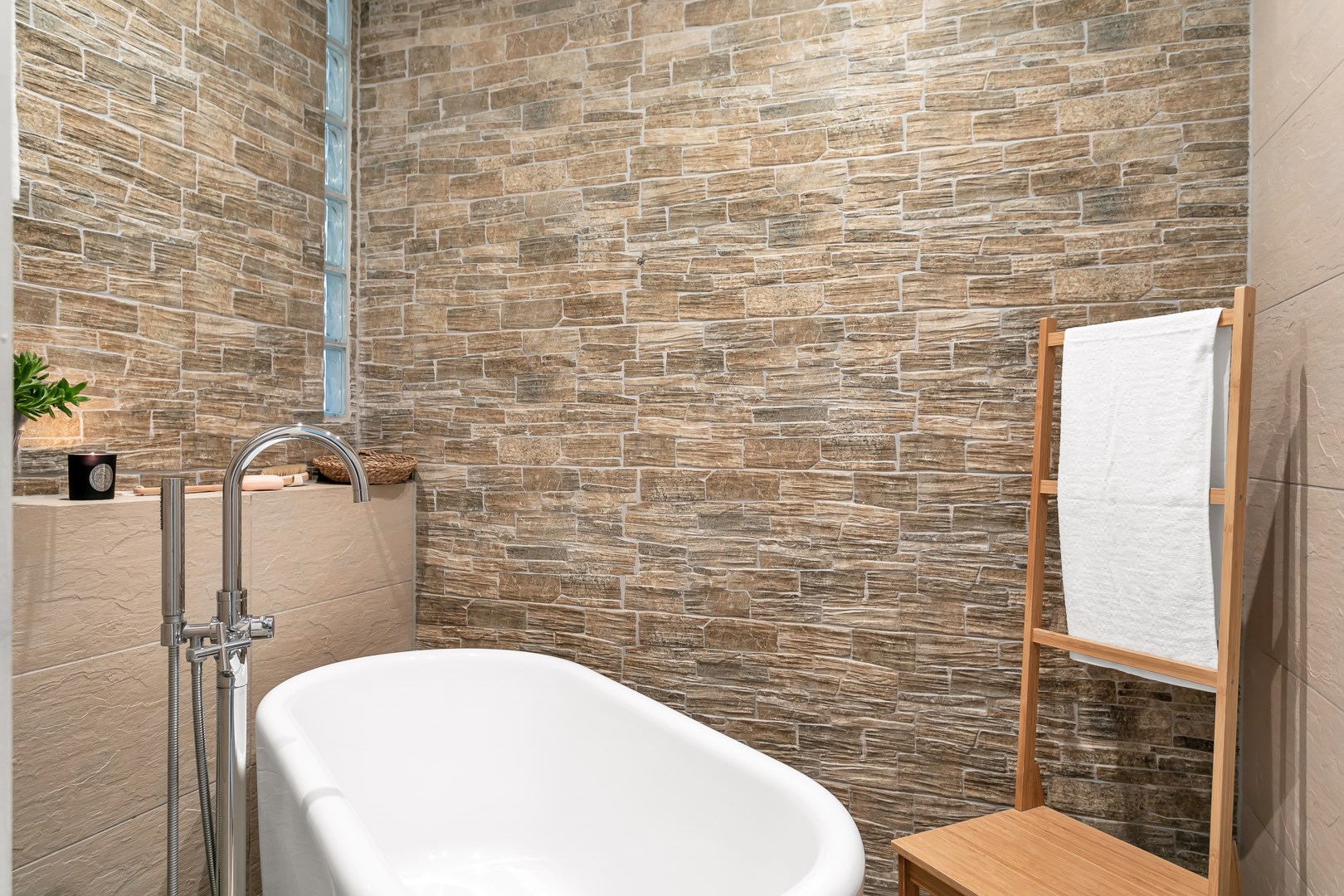 Bostadsbild från Frodegatan 10 C, Såld i Fålhagen, Uppsala