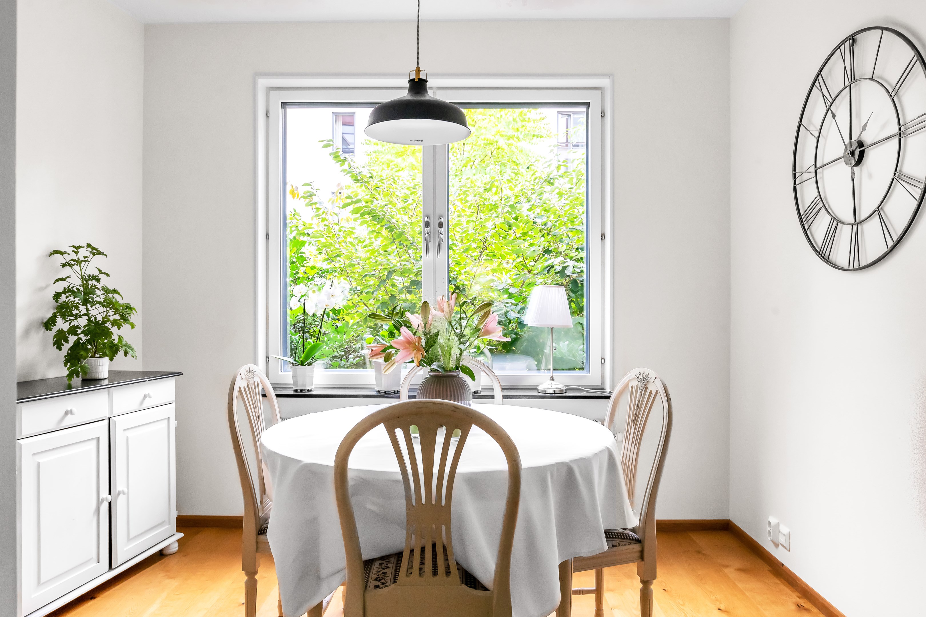 Bostadsbild från Norbyvägen 46 C, Såld i Sommarro, Uppsala