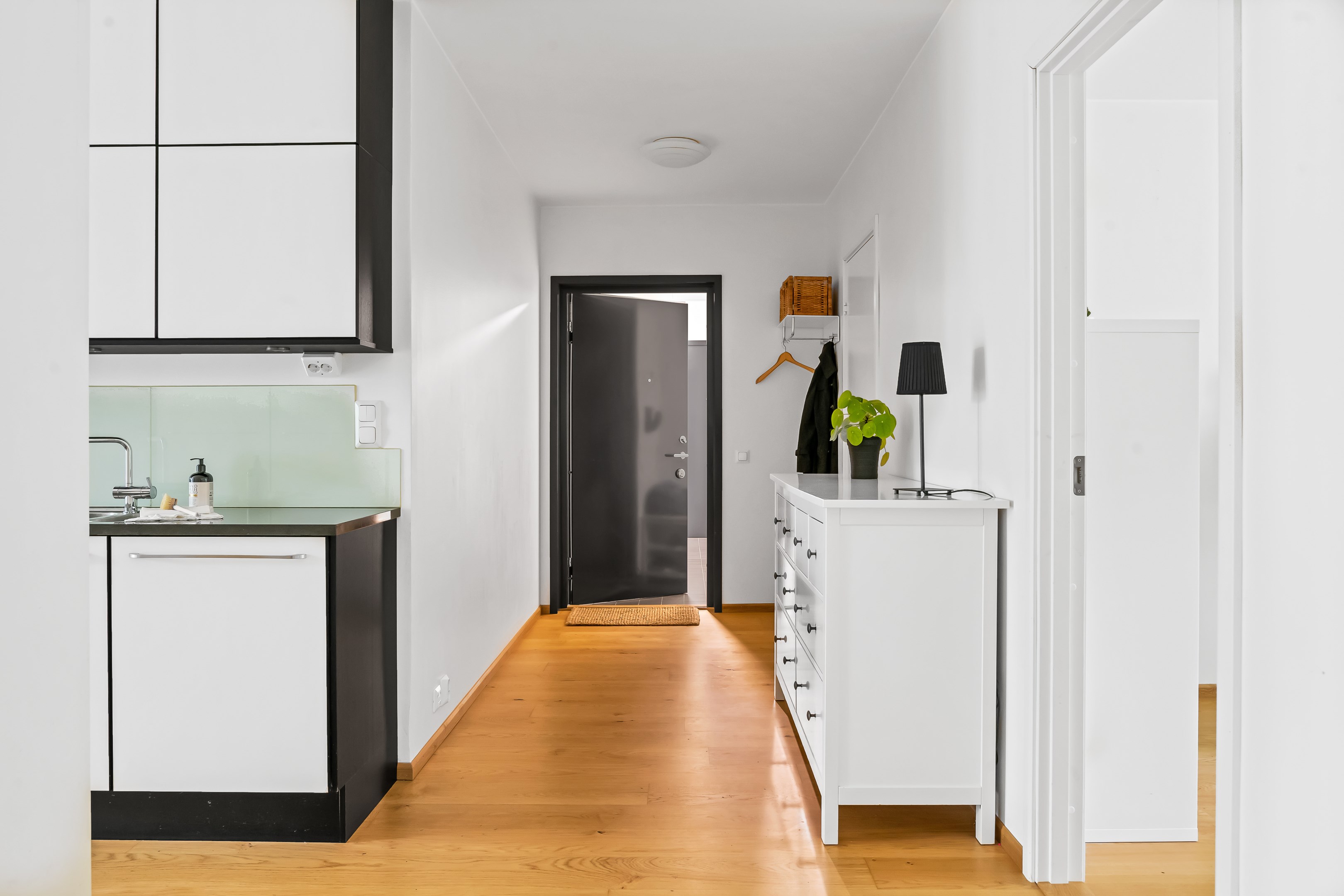 Bostadsbild från Norbyvägen 46 C, Såld i Sommarro, Uppsala