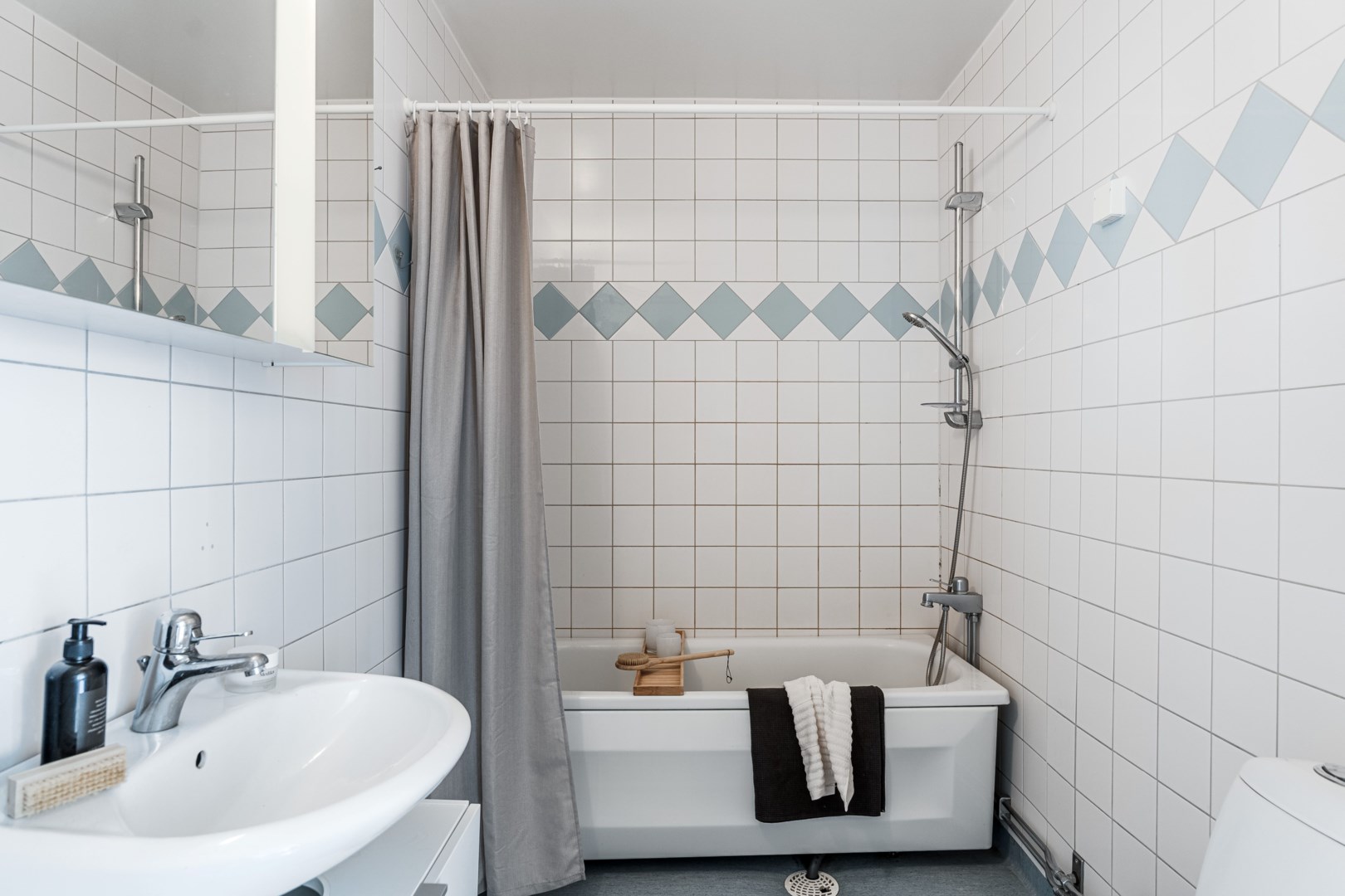 Bostadsbild från Leopoldsgatan 32, Såld i Nyby, Uppsala