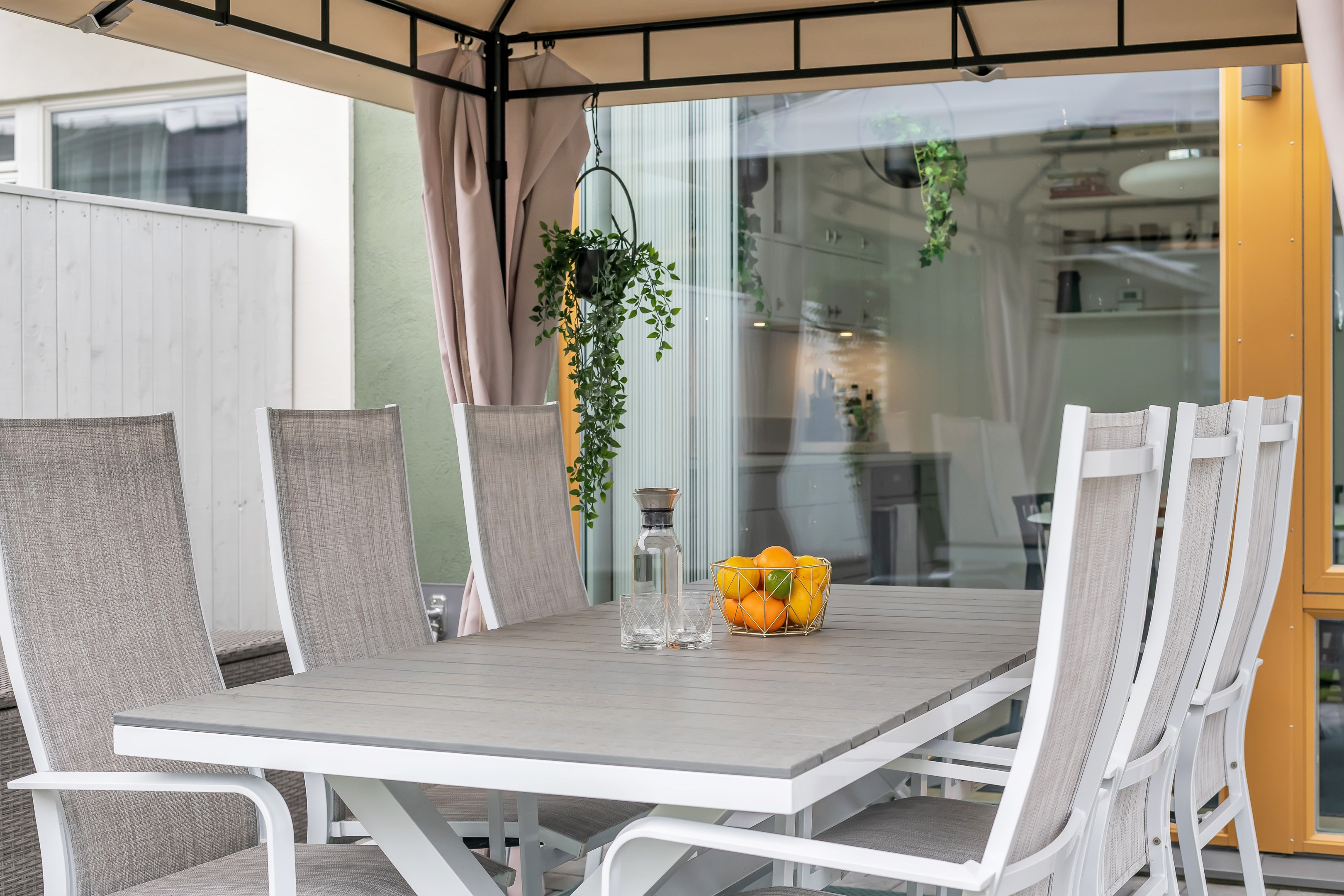 Bostadsbild från Vitmossvägen 16, Såld i Lindbacken, Uppsala