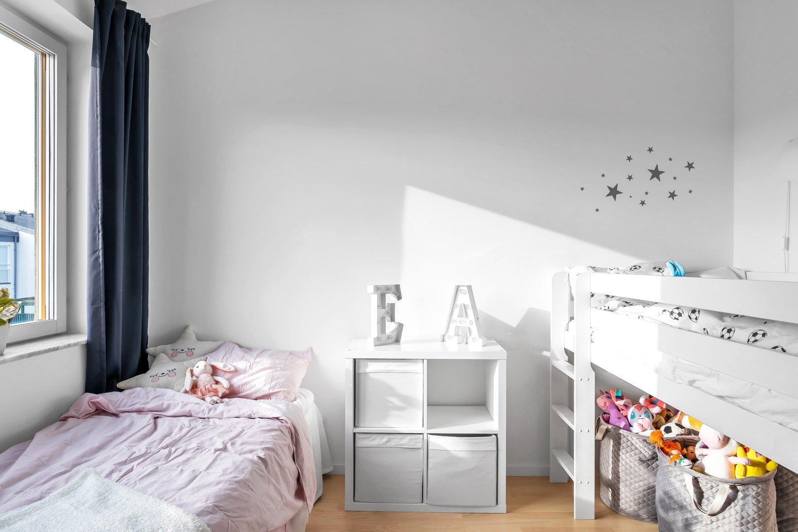 Bostadsbild från Vitmossvägen 16, Såld i Lindbacken, Uppsala