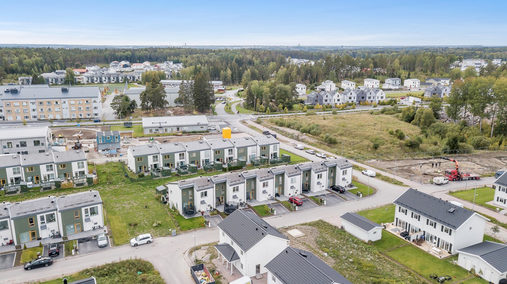 Bostadsbild från Vitmossvägen 16, Såld i Lindbacken, Uppsala