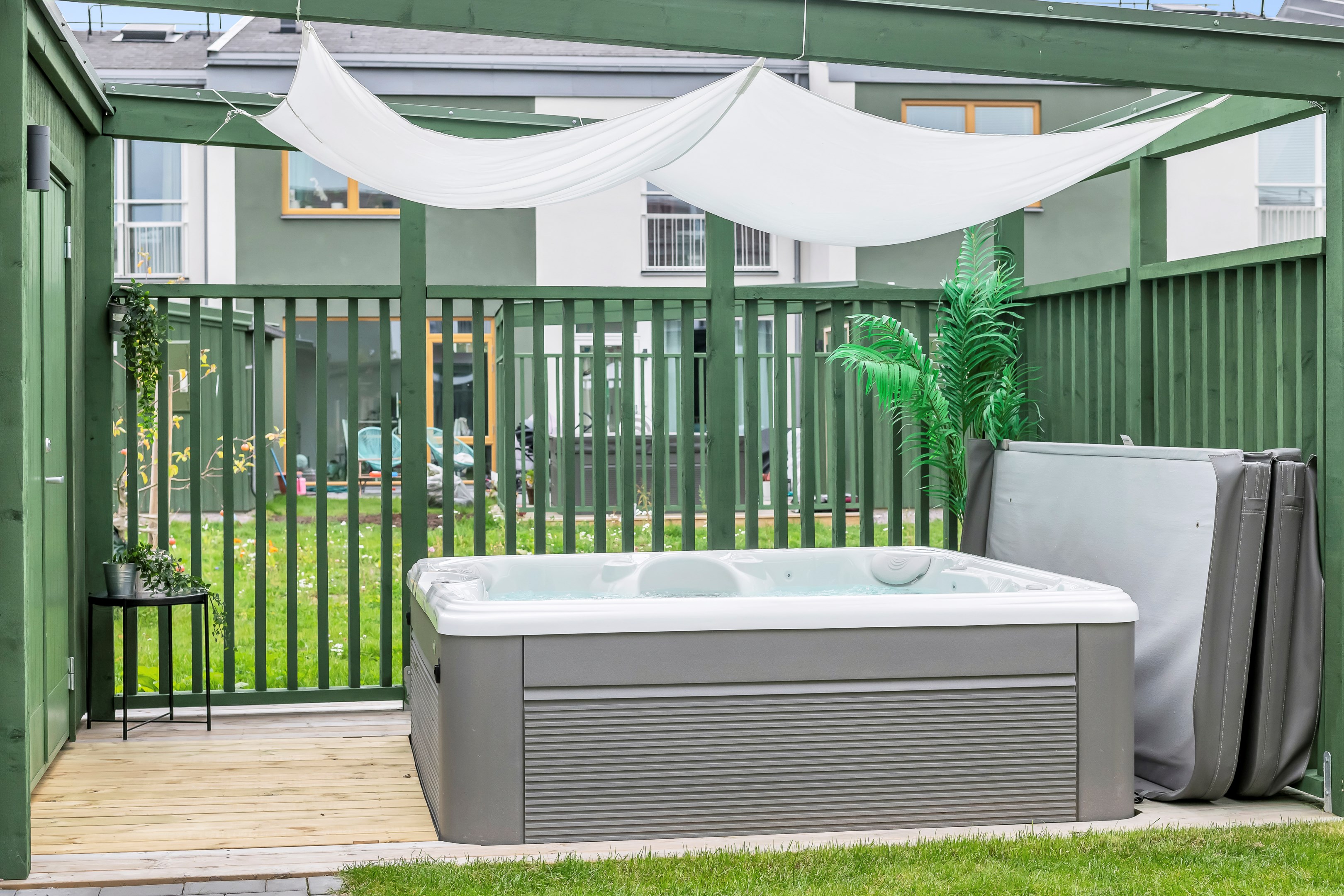 Bostadsbild från Vitmossvägen 16, Såld i Lindbacken, Uppsala