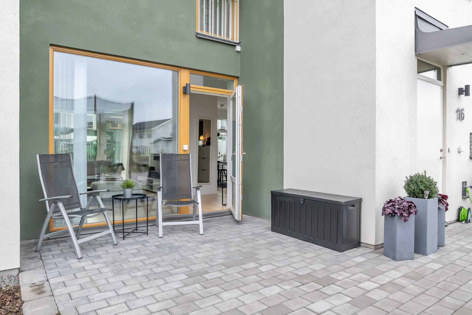 Bostadsbild från Vitmossvägen 16, Såld i Lindbacken, Uppsala