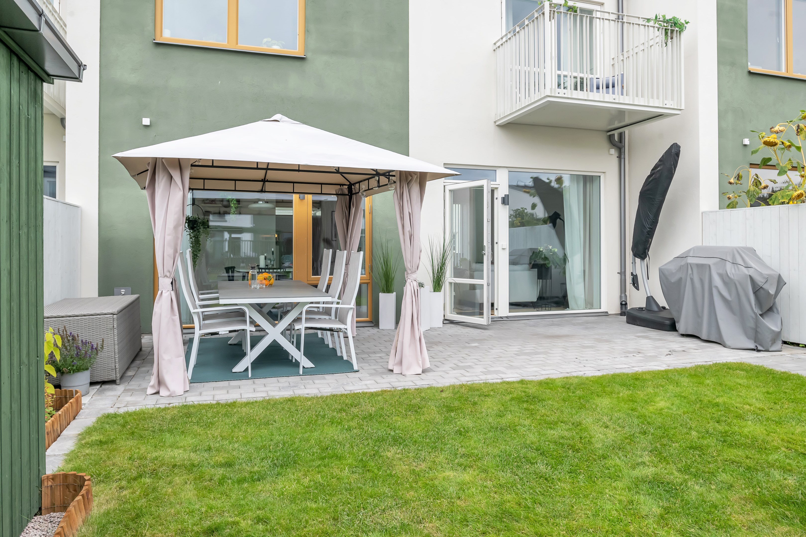 Bostadsbild från Vitmossvägen 16, Såld i Lindbacken, Uppsala