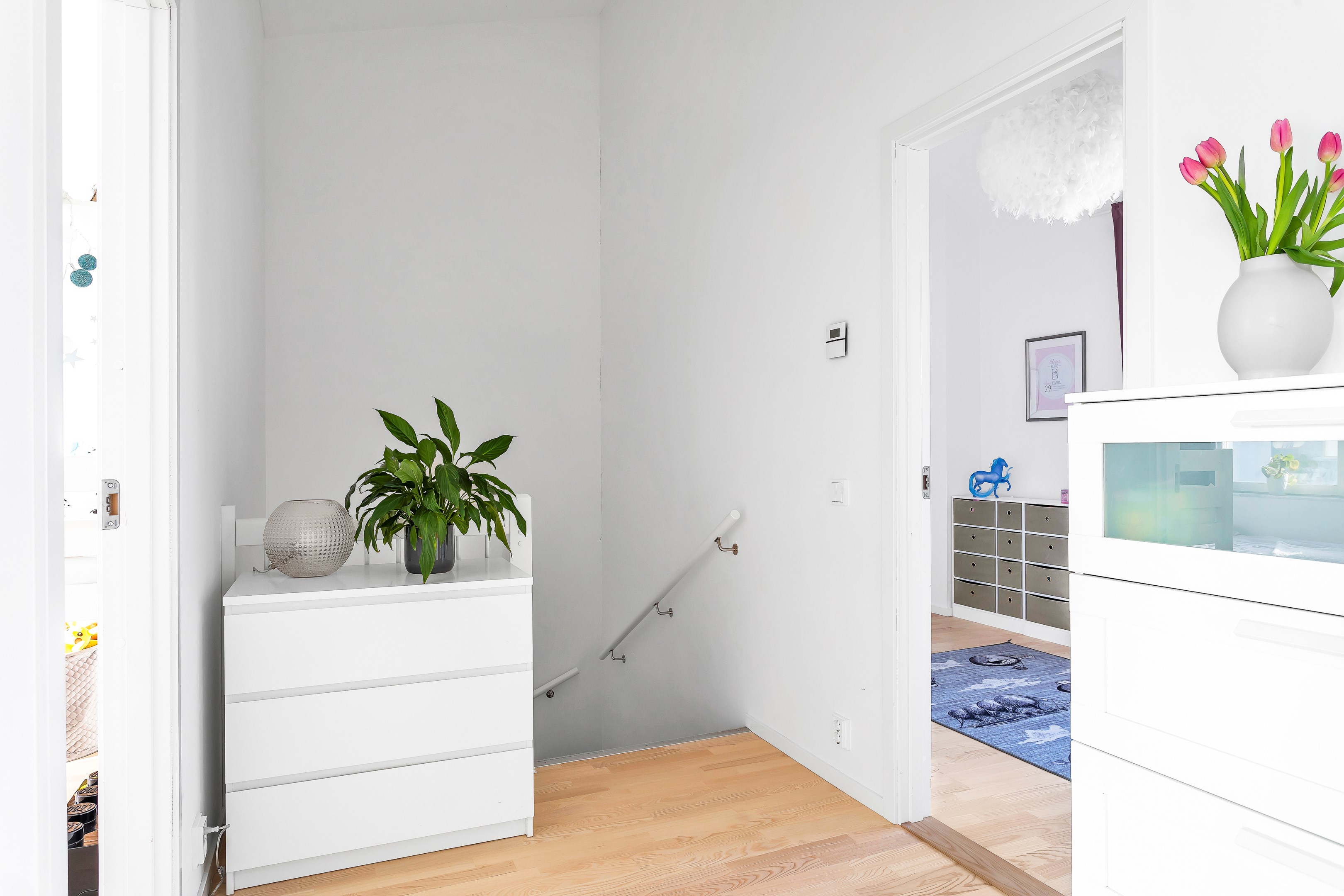 Bostadsbild från Vitmossvägen 16, Såld i Lindbacken, Uppsala