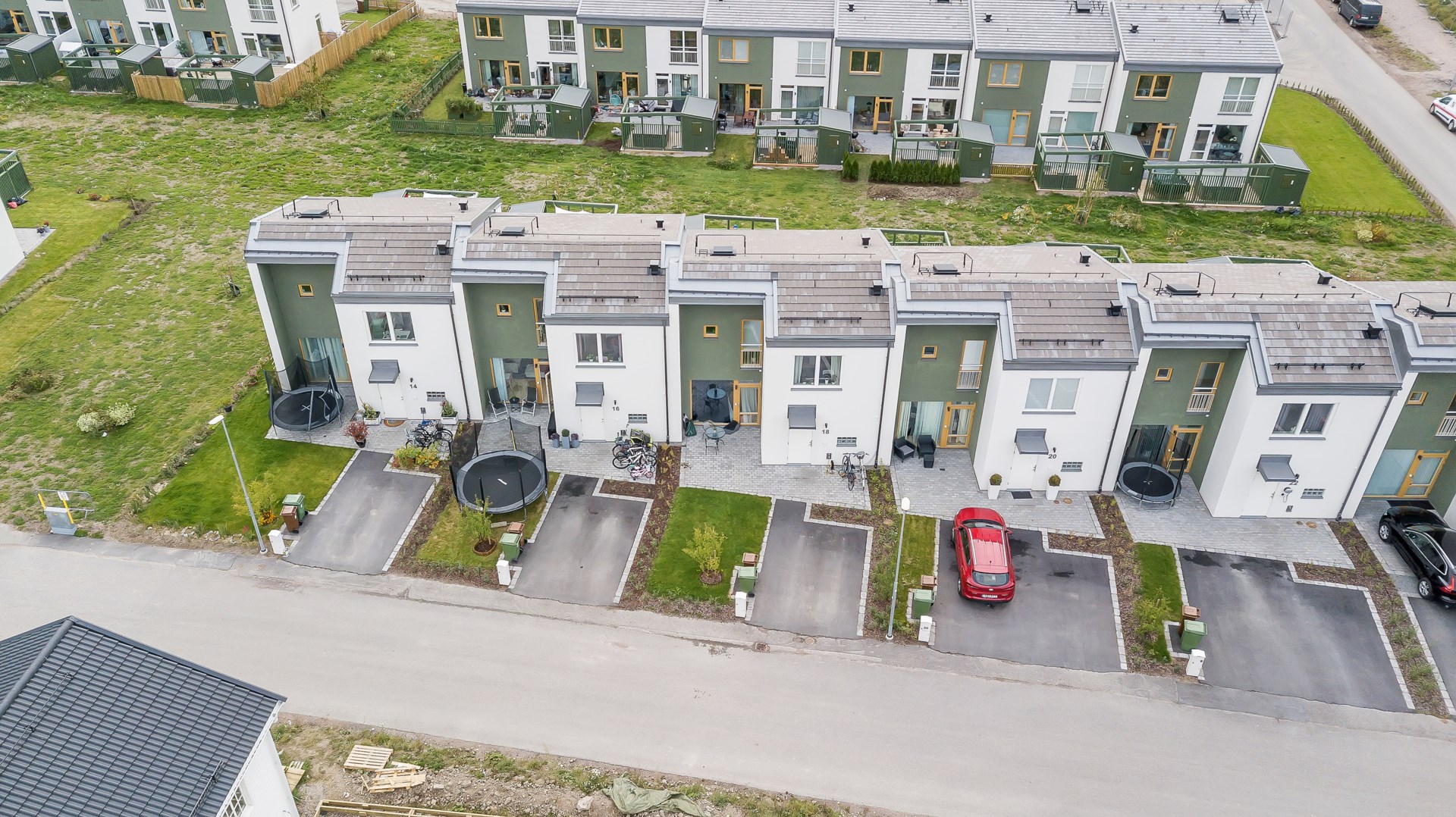 Bostadsbild från Vitmossvägen 16, Såld i Lindbacken, Uppsala