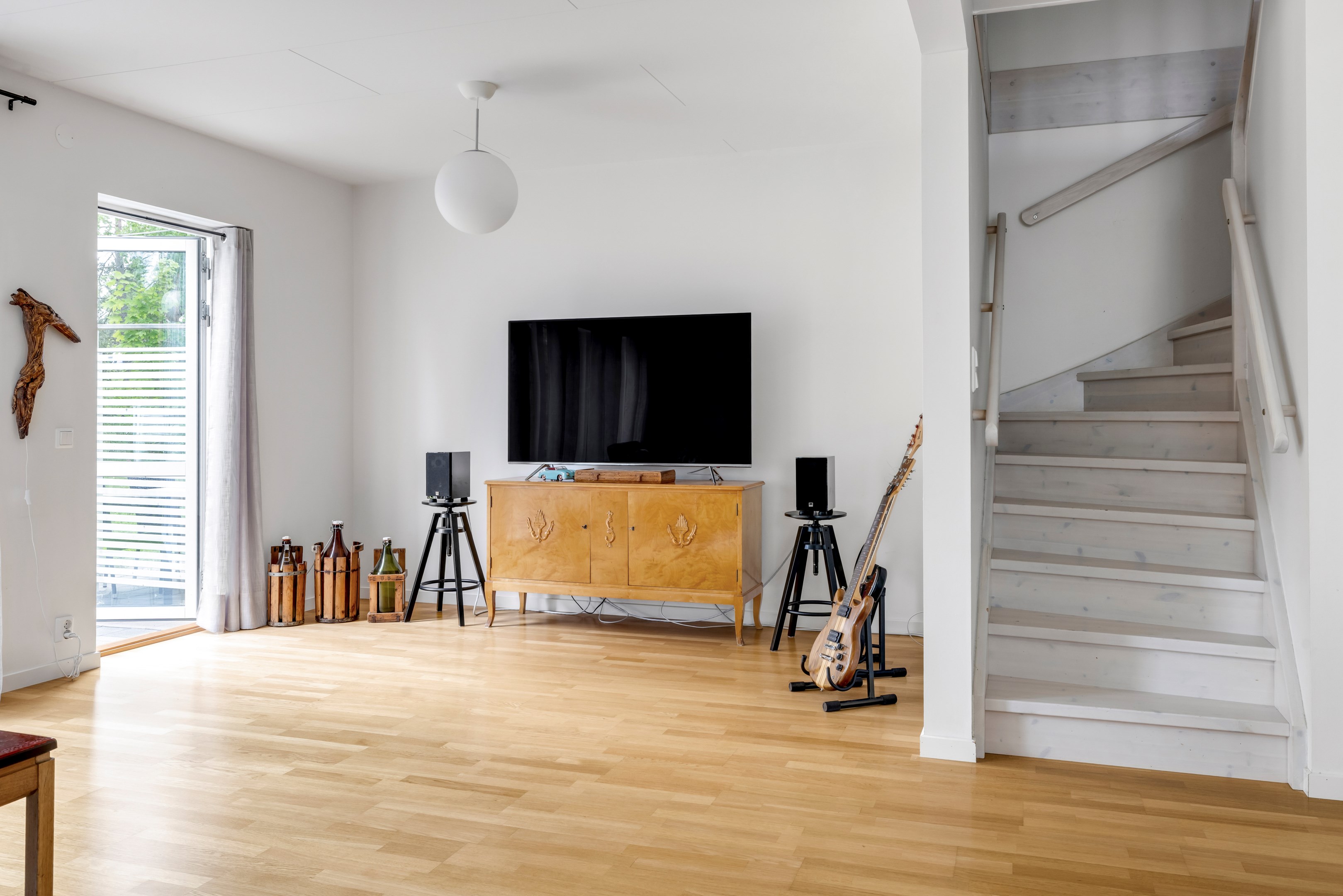 Bostadsbild från Varggropsvägen 42, Kommande i Björklinge, Uppsala