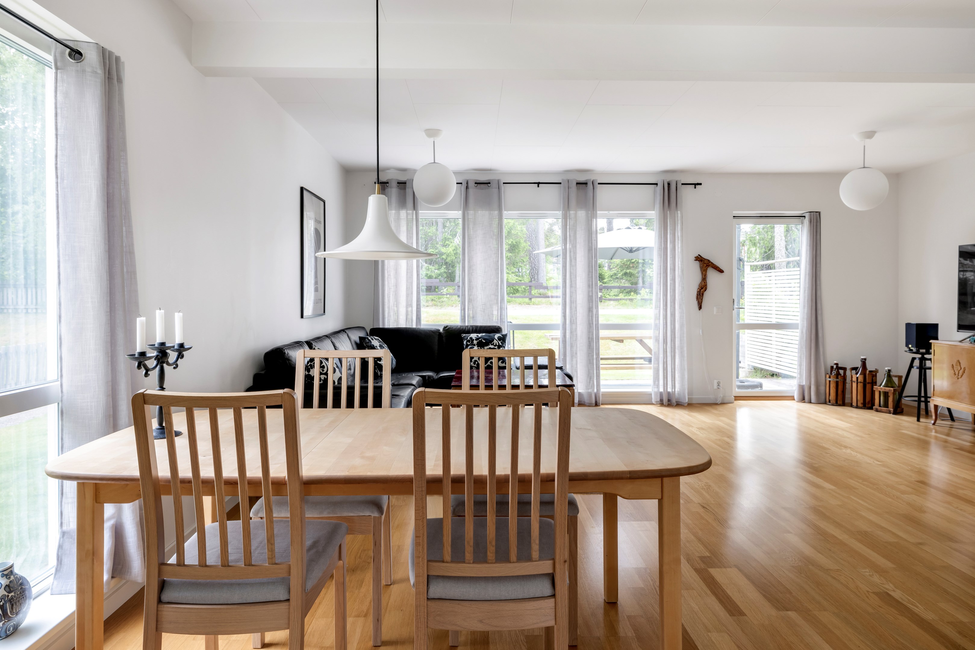 Bostadsbild från Varggropsvägen 42, Kommande i Björklinge, Uppsala