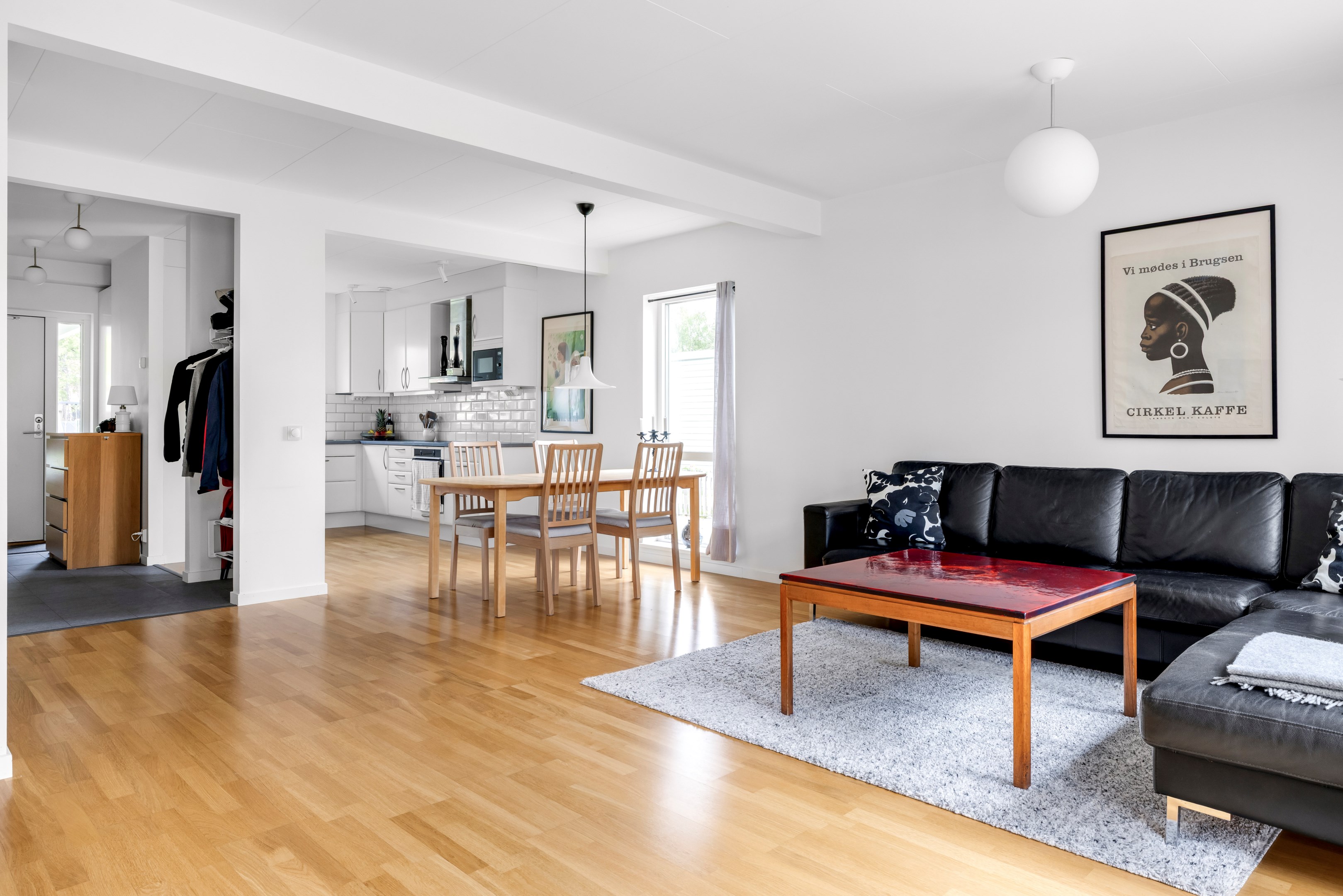 Bostadsbild från Varggropsvägen 42, Kommande i Björklinge, Uppsala