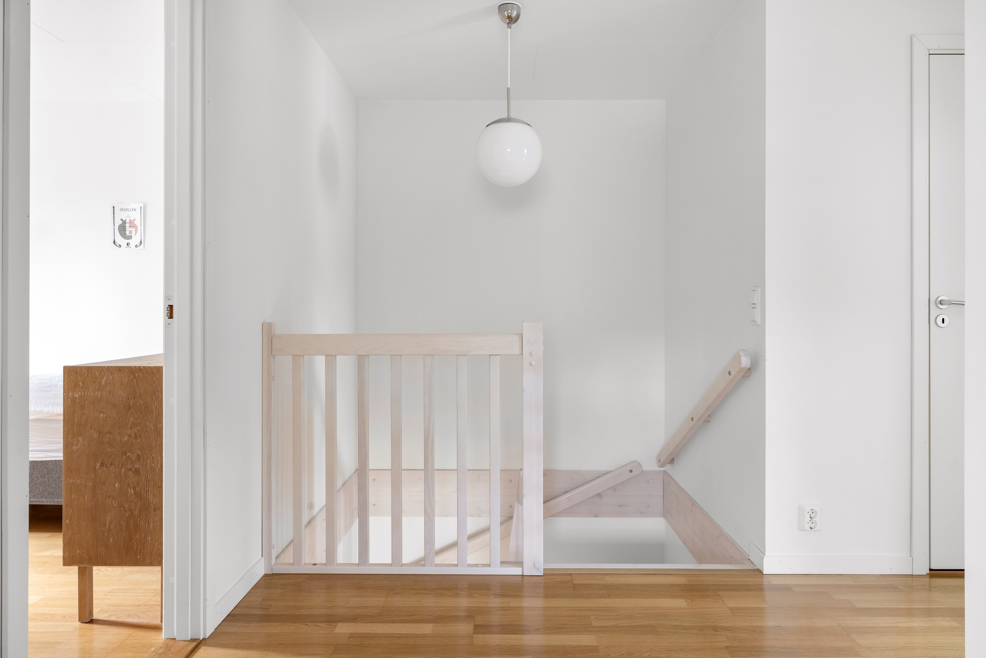 Bostadsbild från Varggropsvägen 42, Kommande i Björklinge, Uppsala