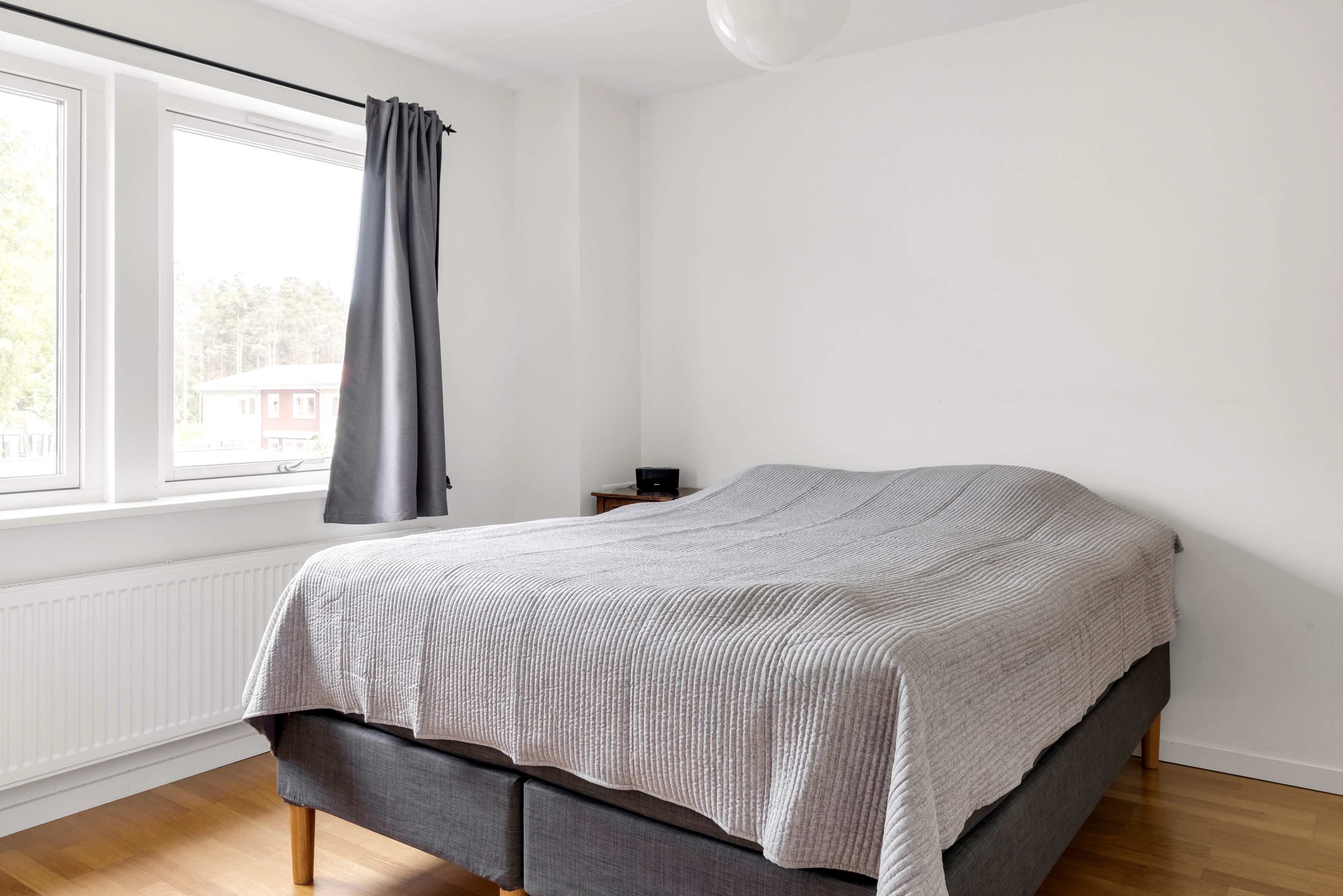 Bostadsbild från Varggropsvägen 42, Kommande i Björklinge, Uppsala