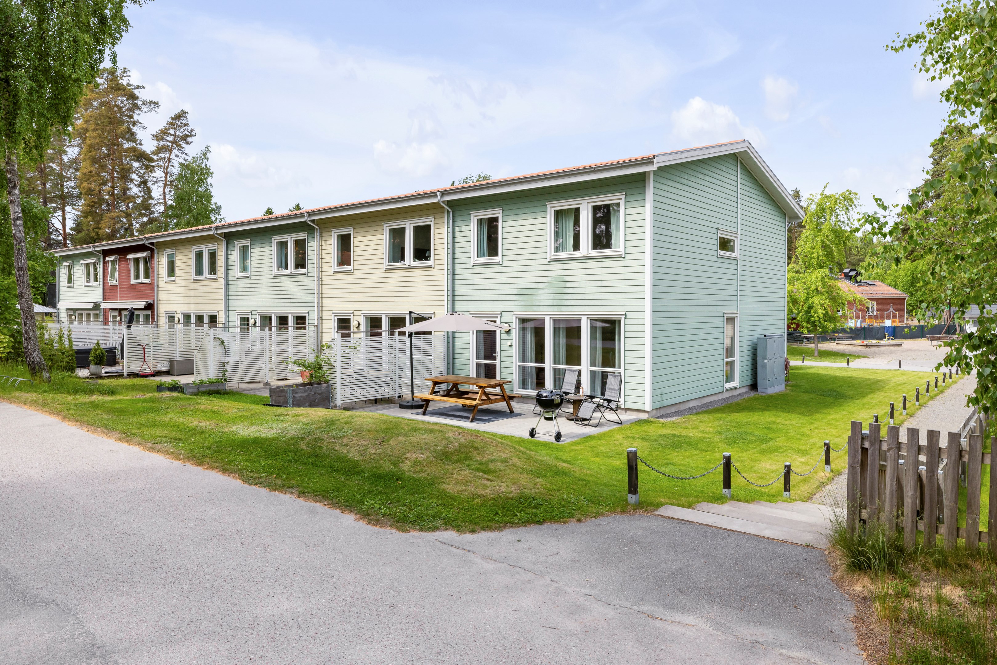 Bostadsbild från Varggropsvägen 42, Kommande i Björklinge, Uppsala