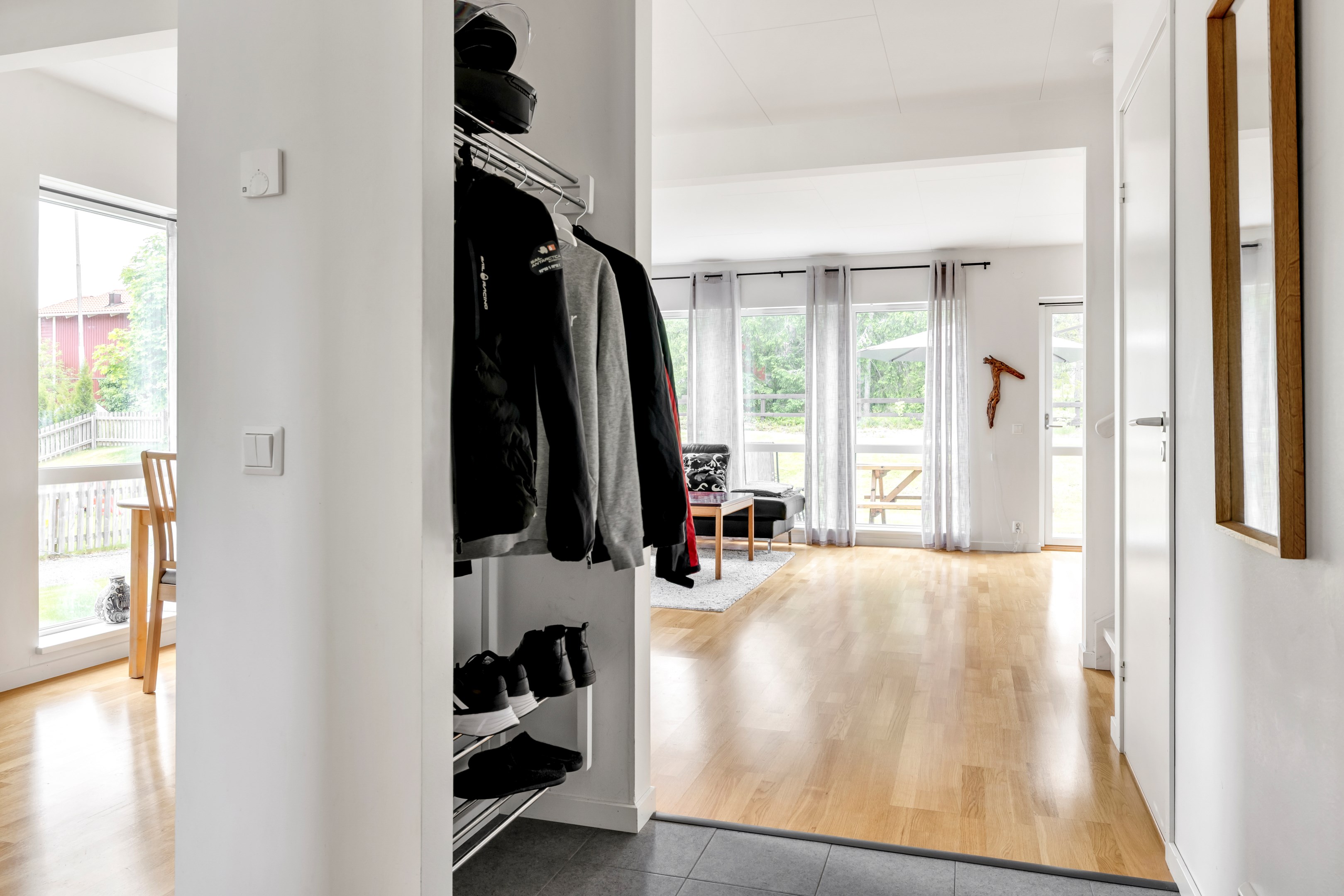 Bostadsbild från Varggropsvägen 42, Kommande i Björklinge, Uppsala