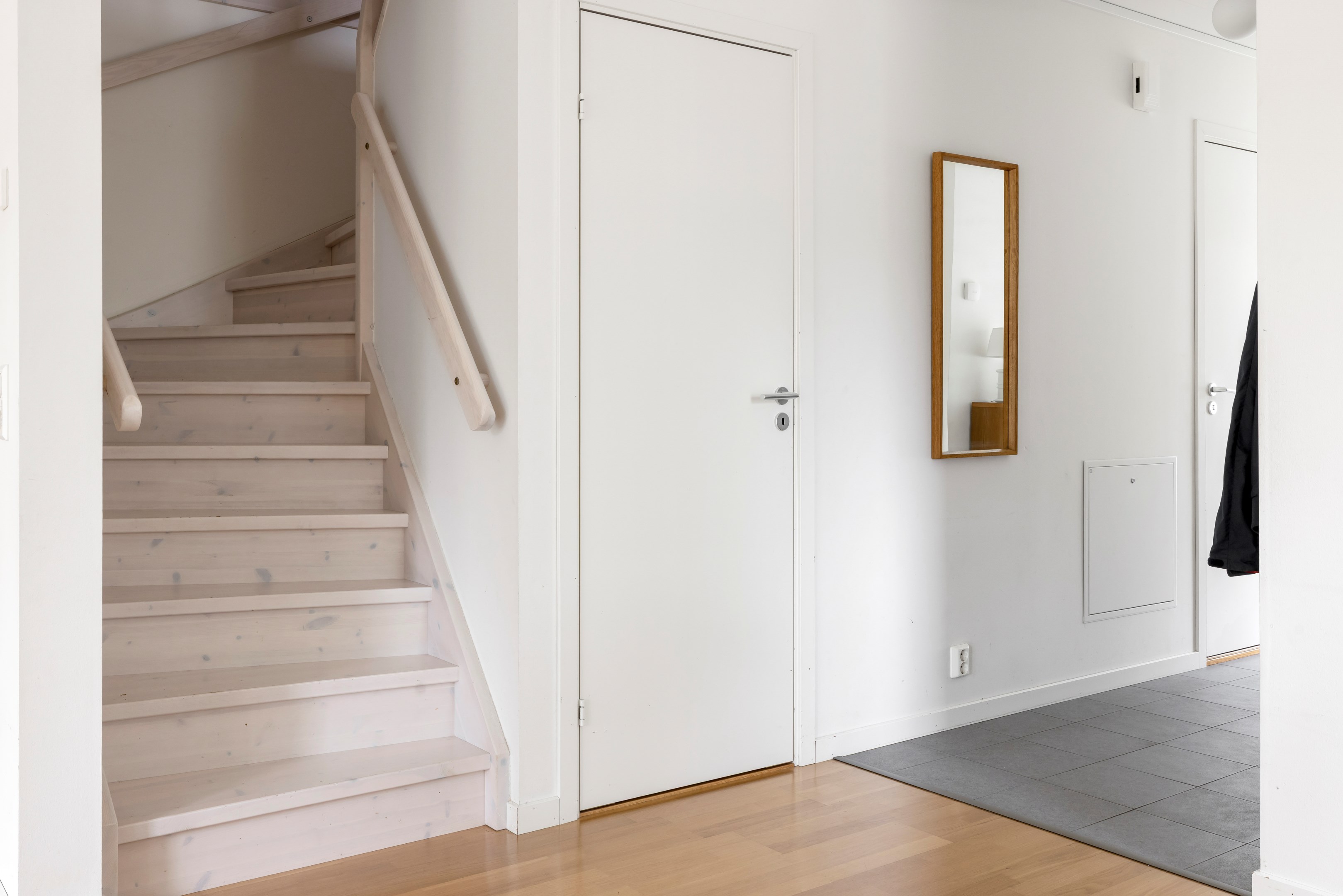 Bostadsbild från Varggropsvägen 42, Kommande i Björklinge, Uppsala