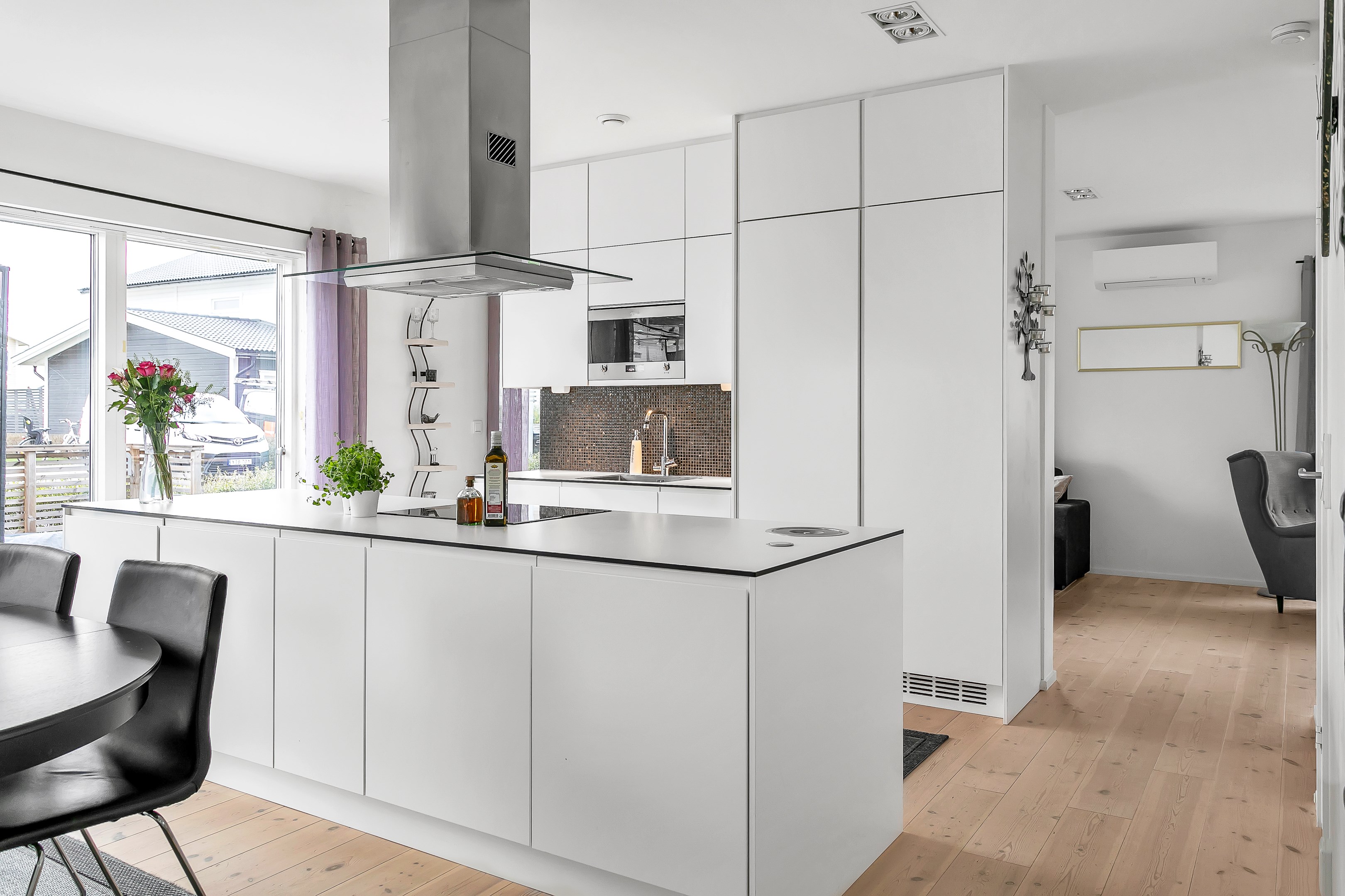 Bostadsbild från Torpvretsvägen 3, Såld i Lindbacken, Uppsala