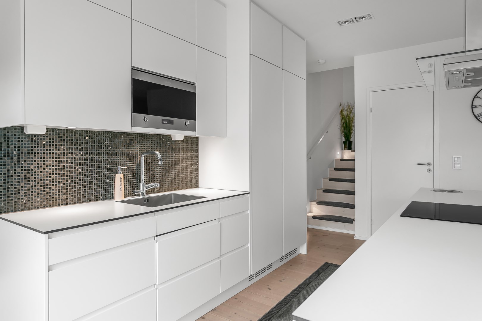 Bostadsbild från Torpvretsvägen 3, Såld i Lindbacken, Uppsala