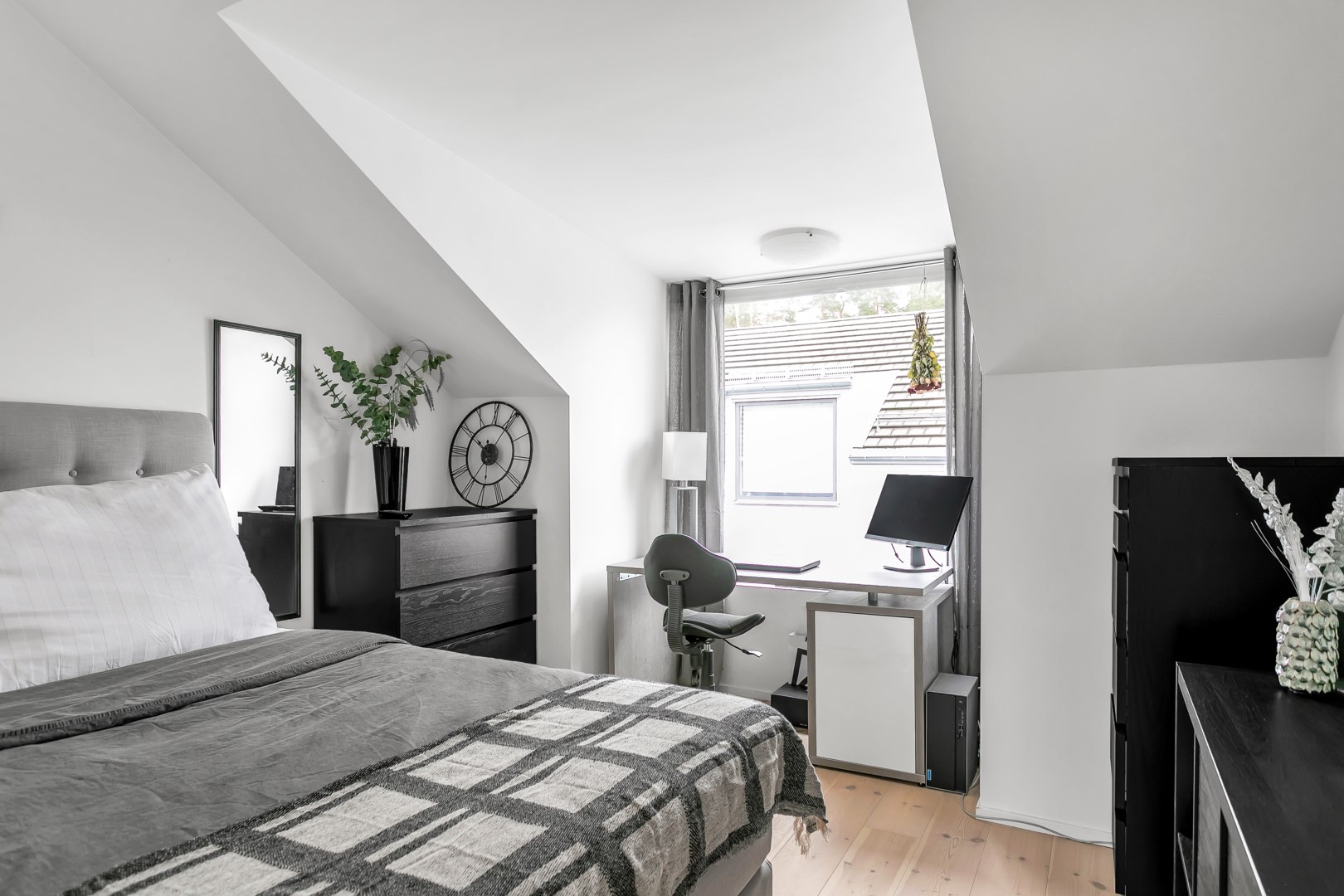 Bostadsbild från Torpvretsvägen 3, Såld i Lindbacken, Uppsala