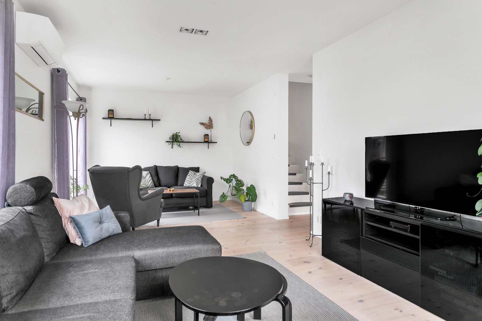 Bostadsbild från Torpvretsvägen 3, Såld i Lindbacken, Uppsala