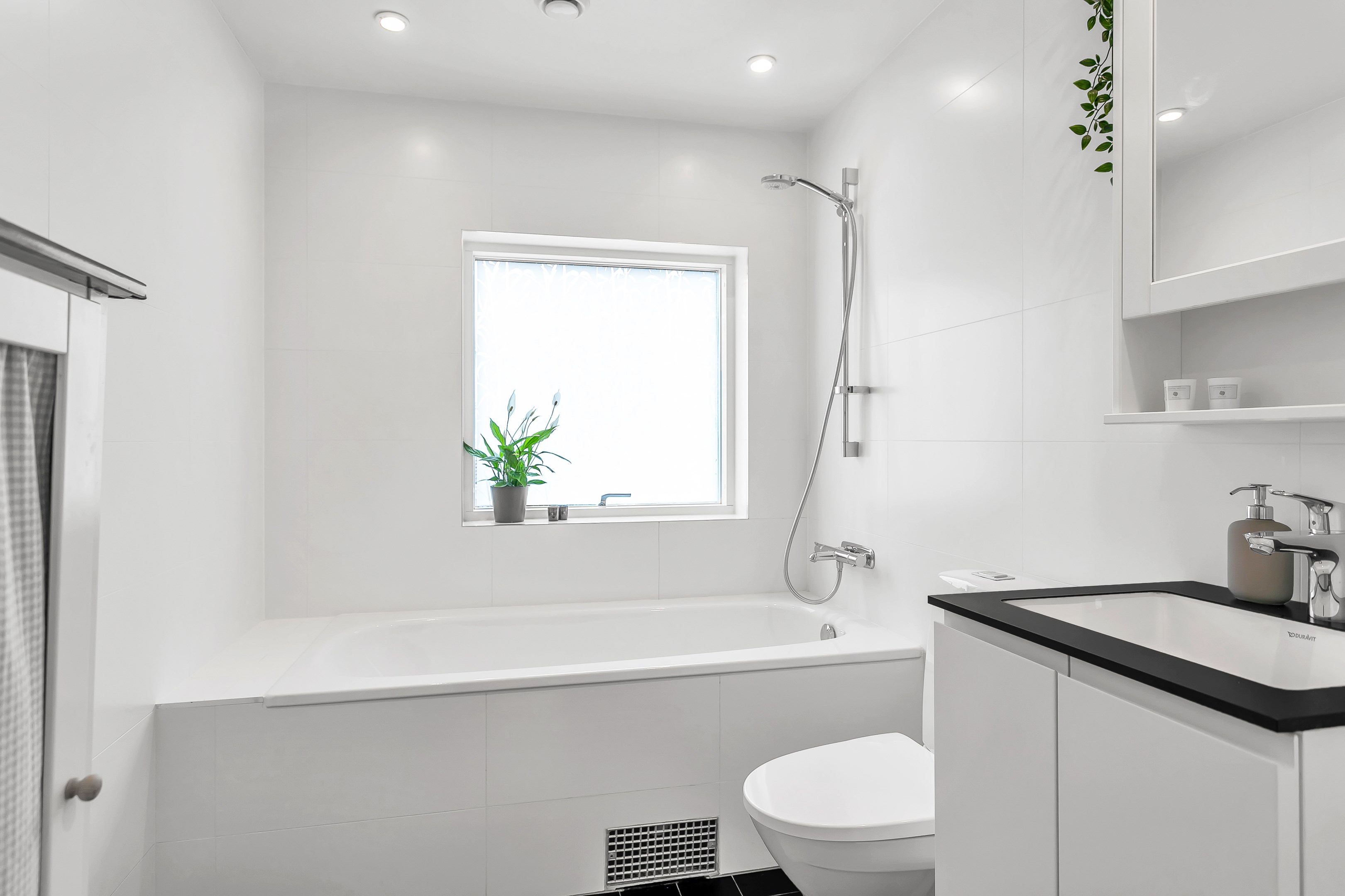 Bostadsbild från Torpvretsvägen 3, Såld i Lindbacken, Uppsala