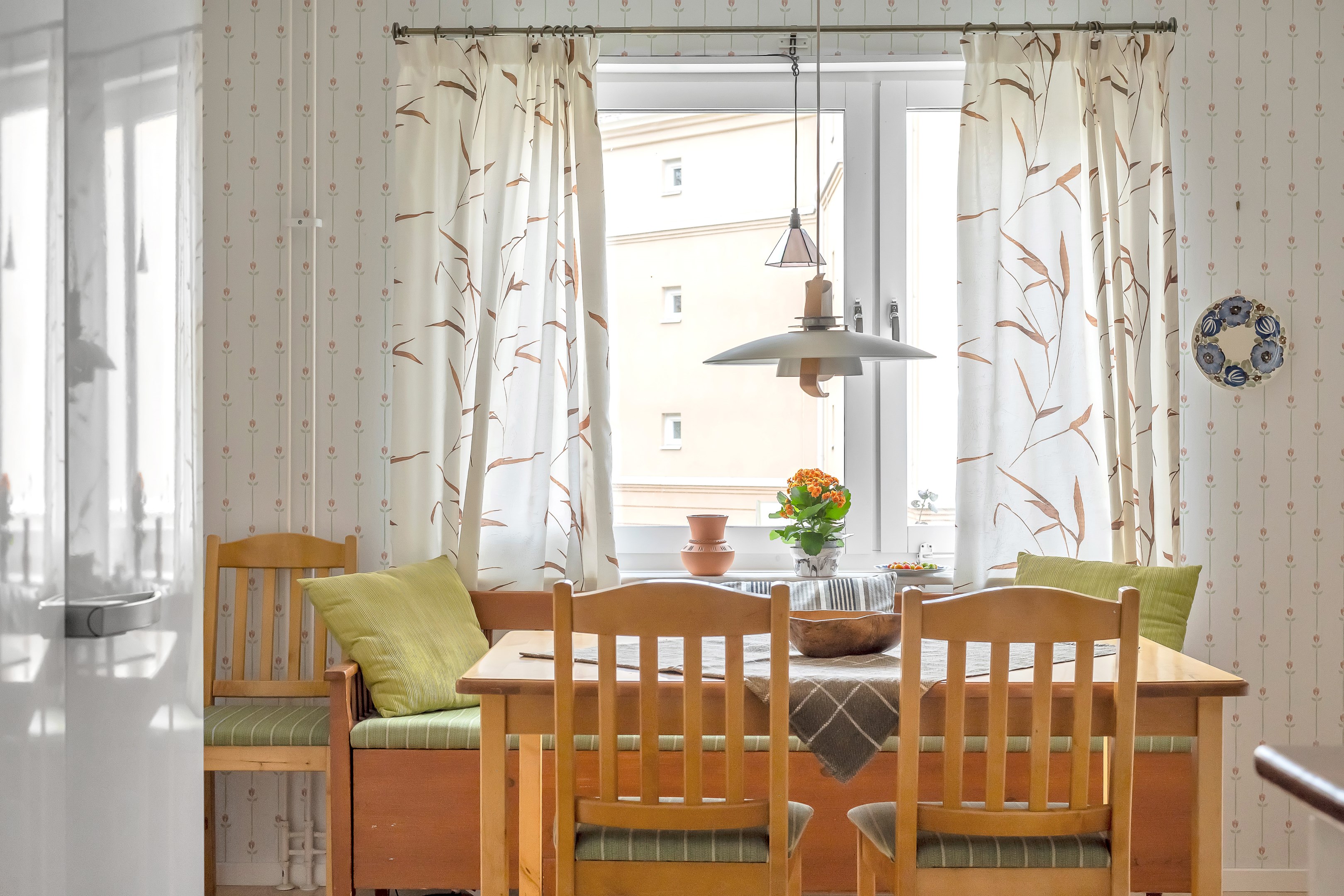 Bostadsbild från Ulleråkersvägen 54, Såld i Ulleråker, Uppsala