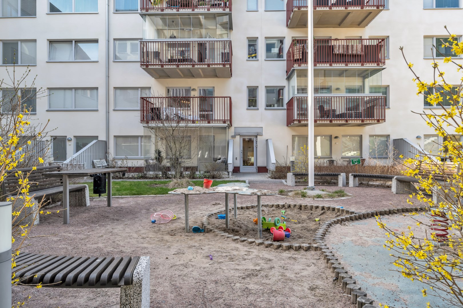 Bostadsbild från Gränbyvägen 2C, Såld i Gränby backe, Uppsala