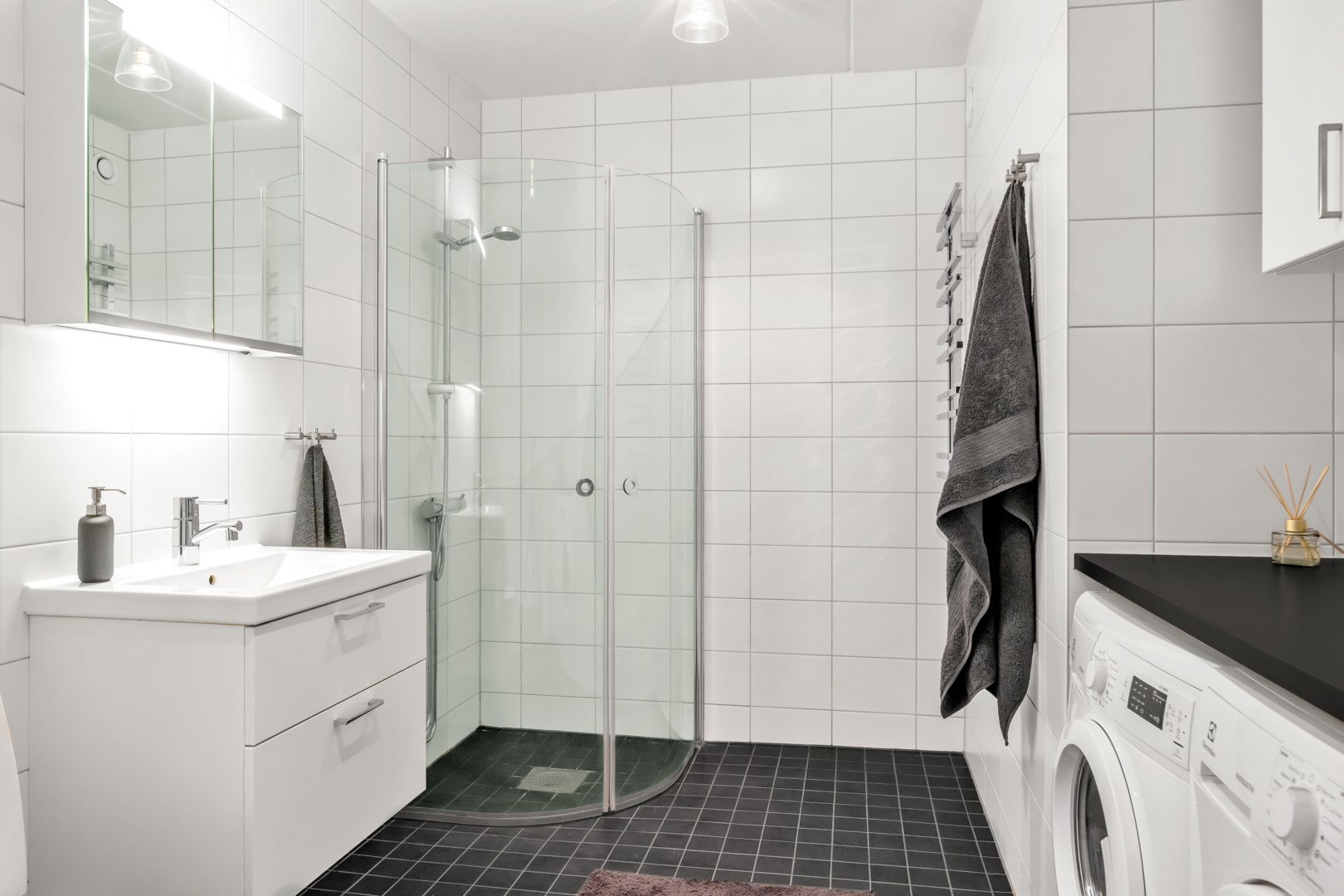 Bostadsbild från Gränbyvägen 2C, Såld i Gränby backe, Uppsala