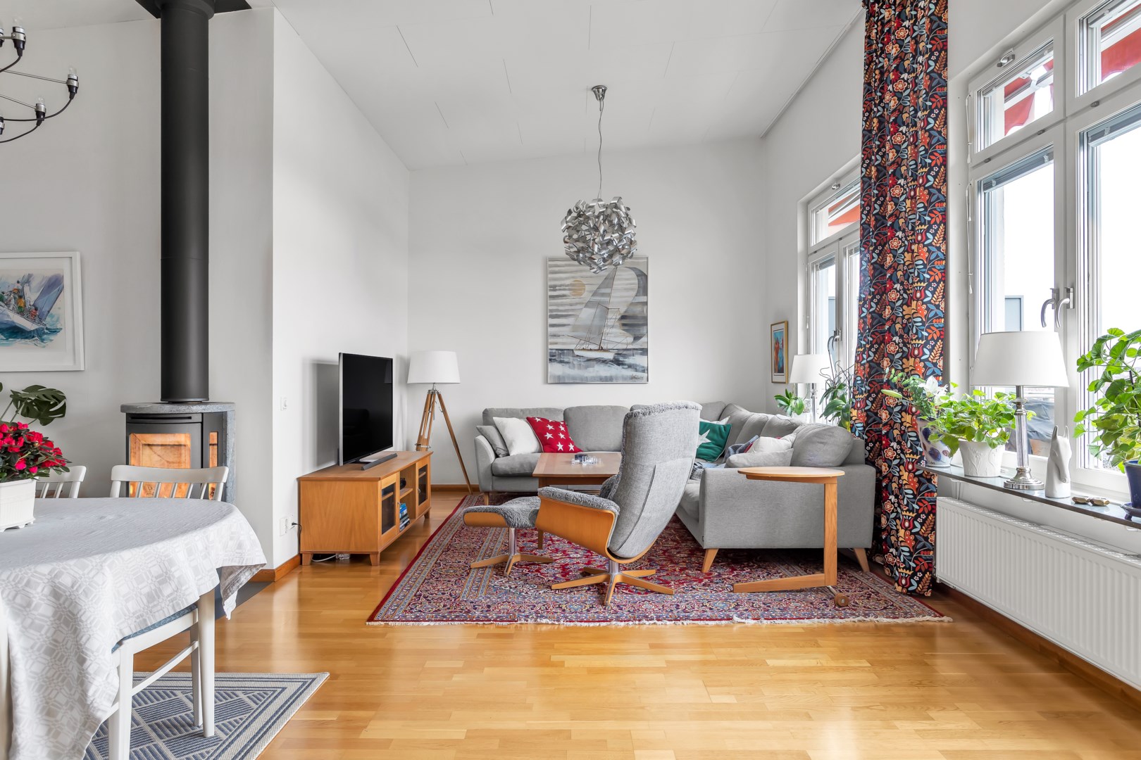 Bostadsbild från Hällbygatan 19, Såld i Luthagen, Uppsala