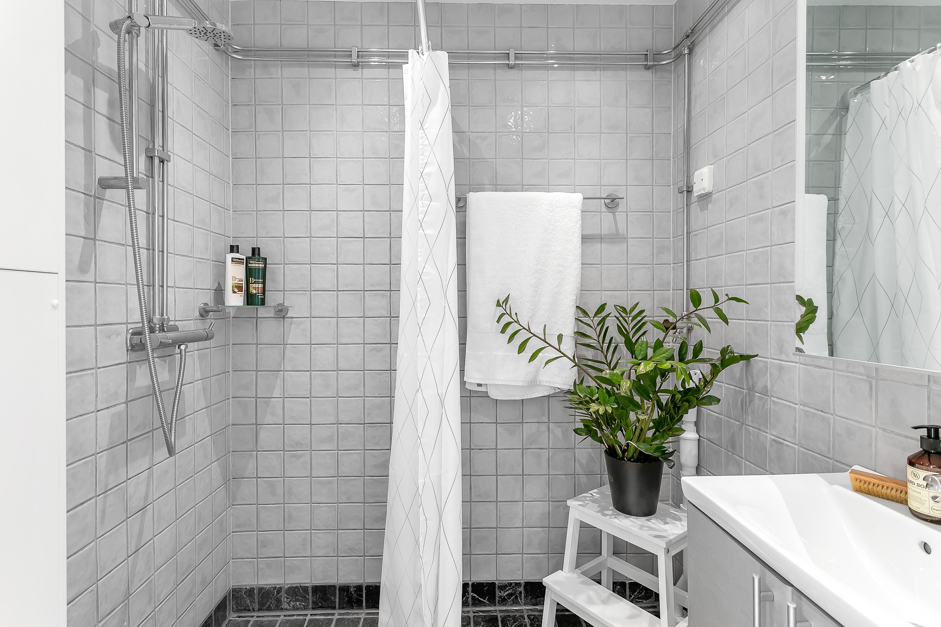 Bostadsbild från Vaksalagatan 44A, Såld i Höganäs, Uppsala