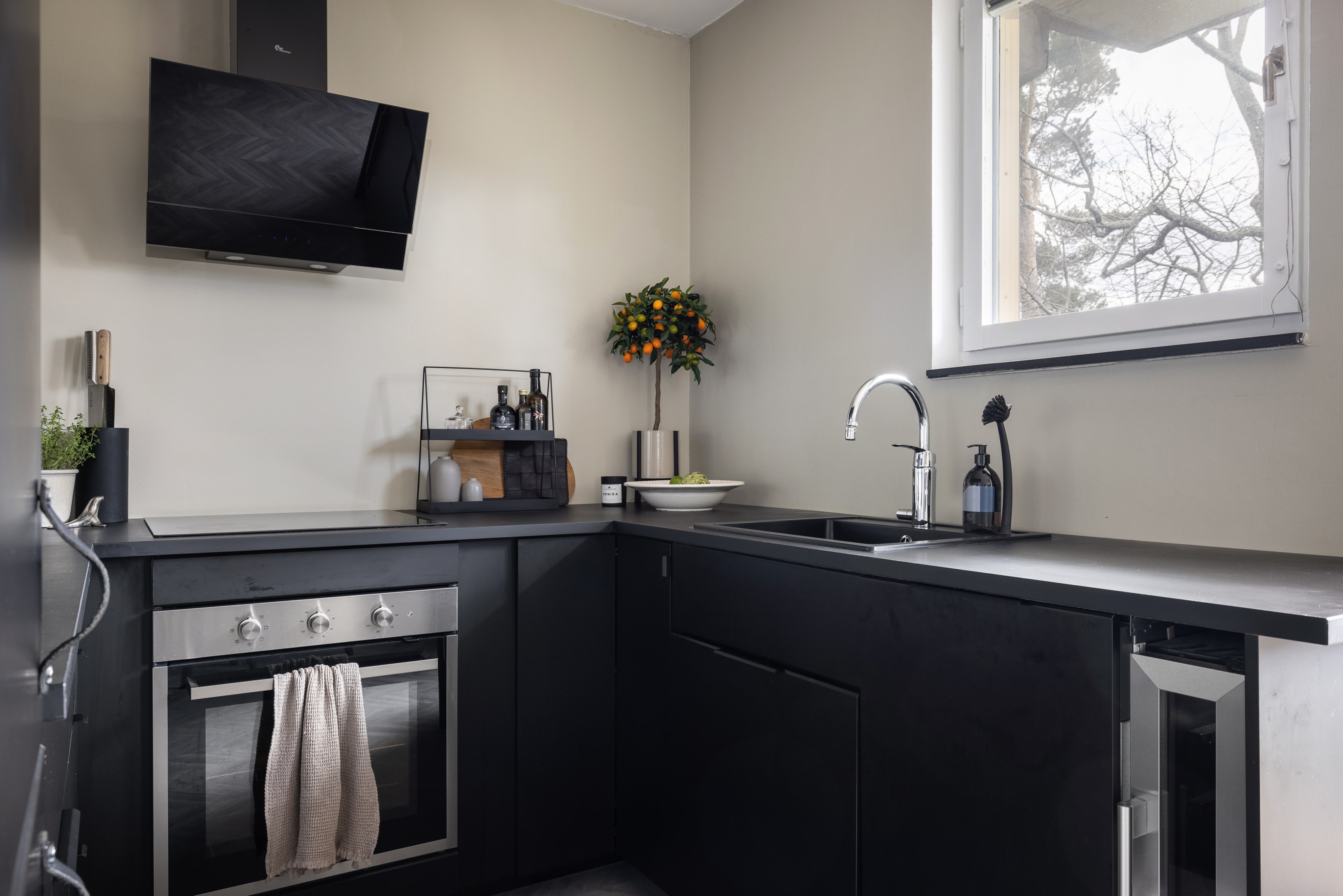 Bostadsbild från Edövägen 16C, Såld i Västra Orminge, Nacka