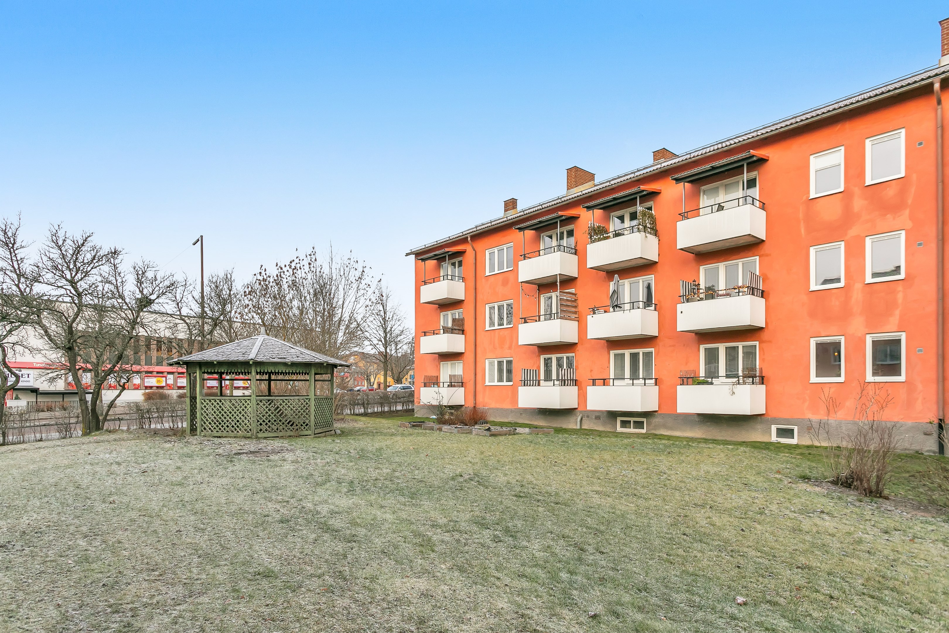 Bostadsbild från Svartbäcksgatan 105A, Såld i Svartbäcken, Uppsala