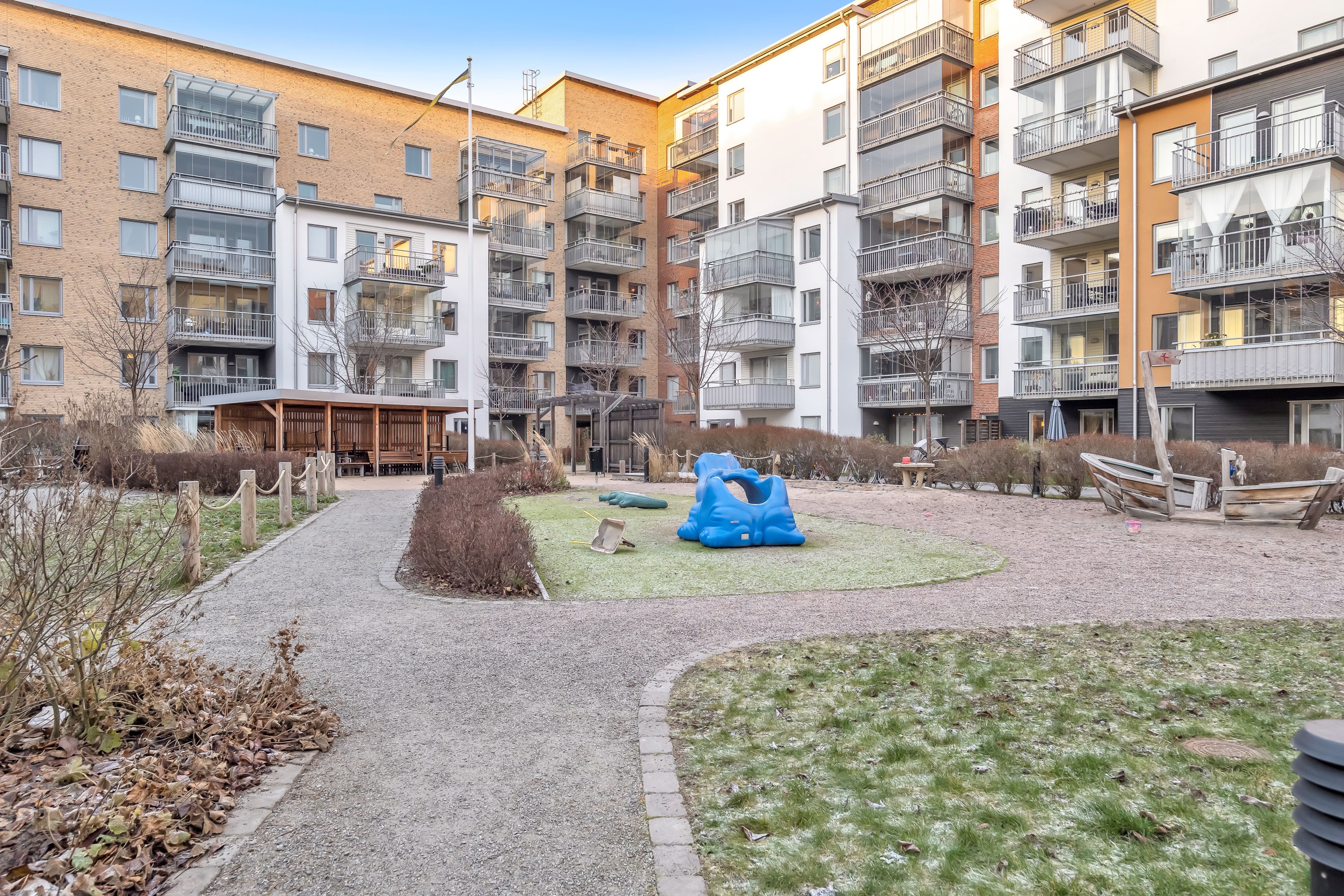 Bostadsbild från Tullgarnsgatan 16, Såld i Kungsängen, Uppsala