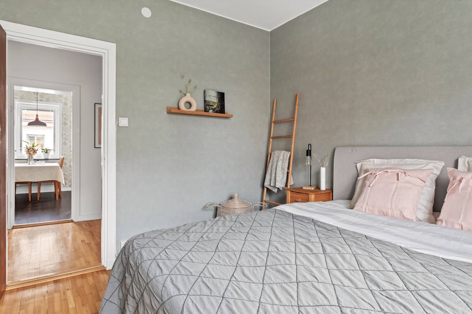 Bostadsbild från Kyrkogårdsgatan 16F, Såld i Luthagen, Uppsala