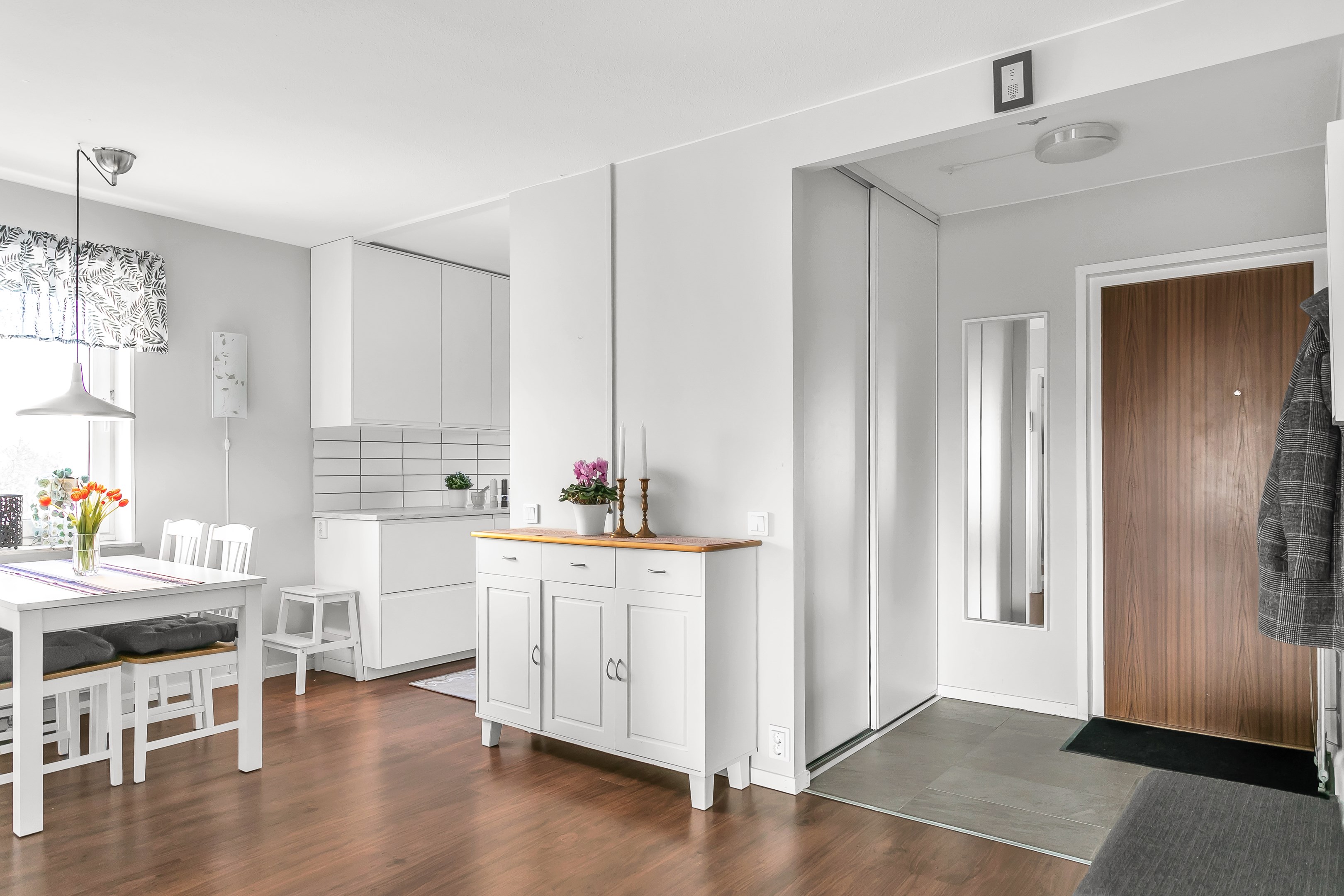 Bostadsbild från Sparrisgatan 7A, Såld i Årsta, Uppsala