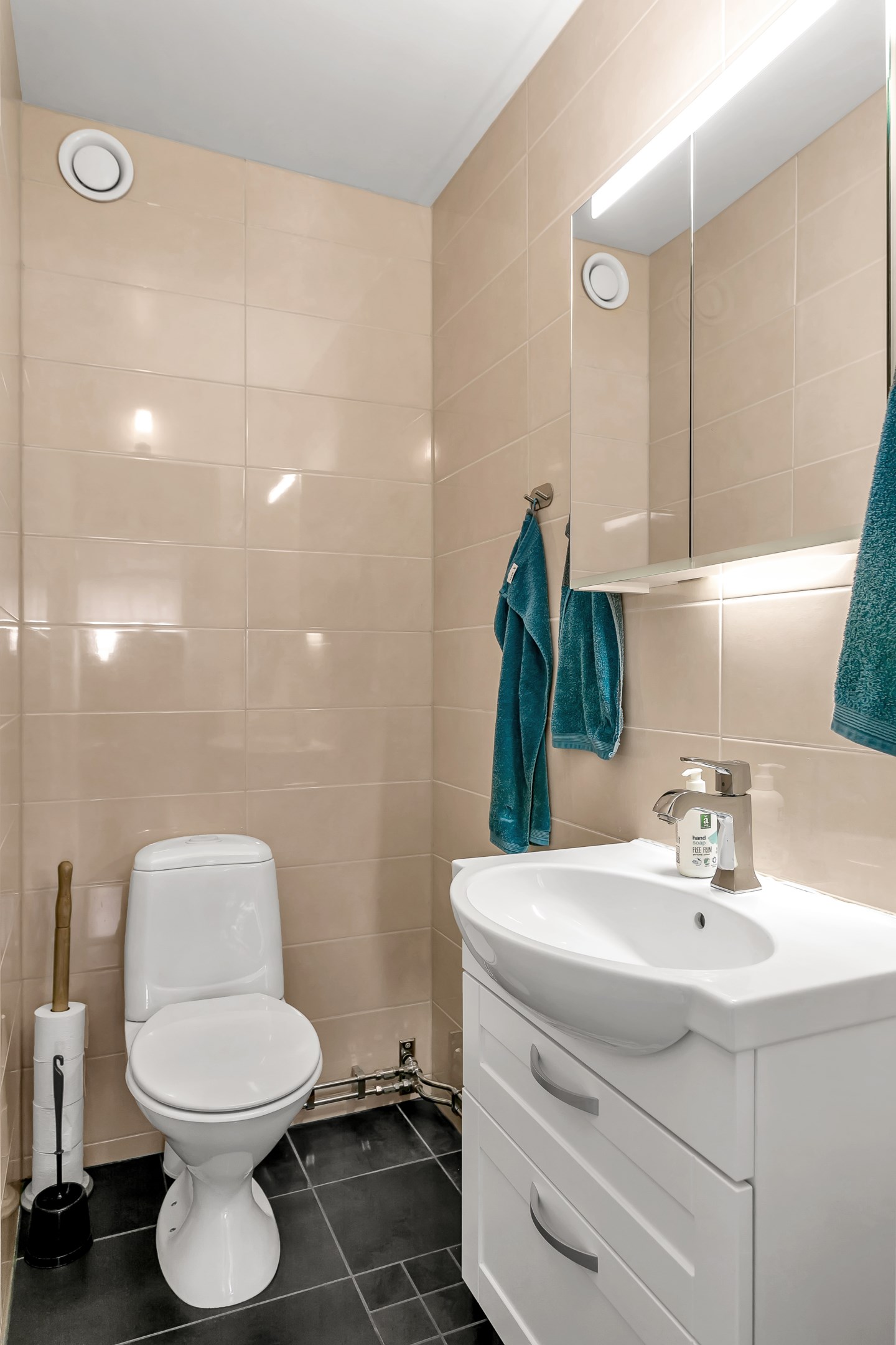 Bostadsbild från Murargatan 33, Såld i Salabacke, Uppsala