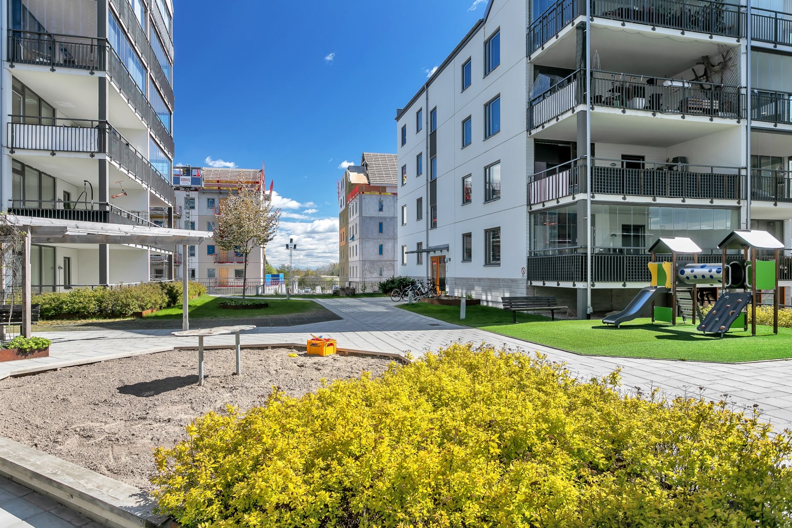 Bostadsbild från Henry Wemans väg 2, Såld i Gottsunda, Uppsala