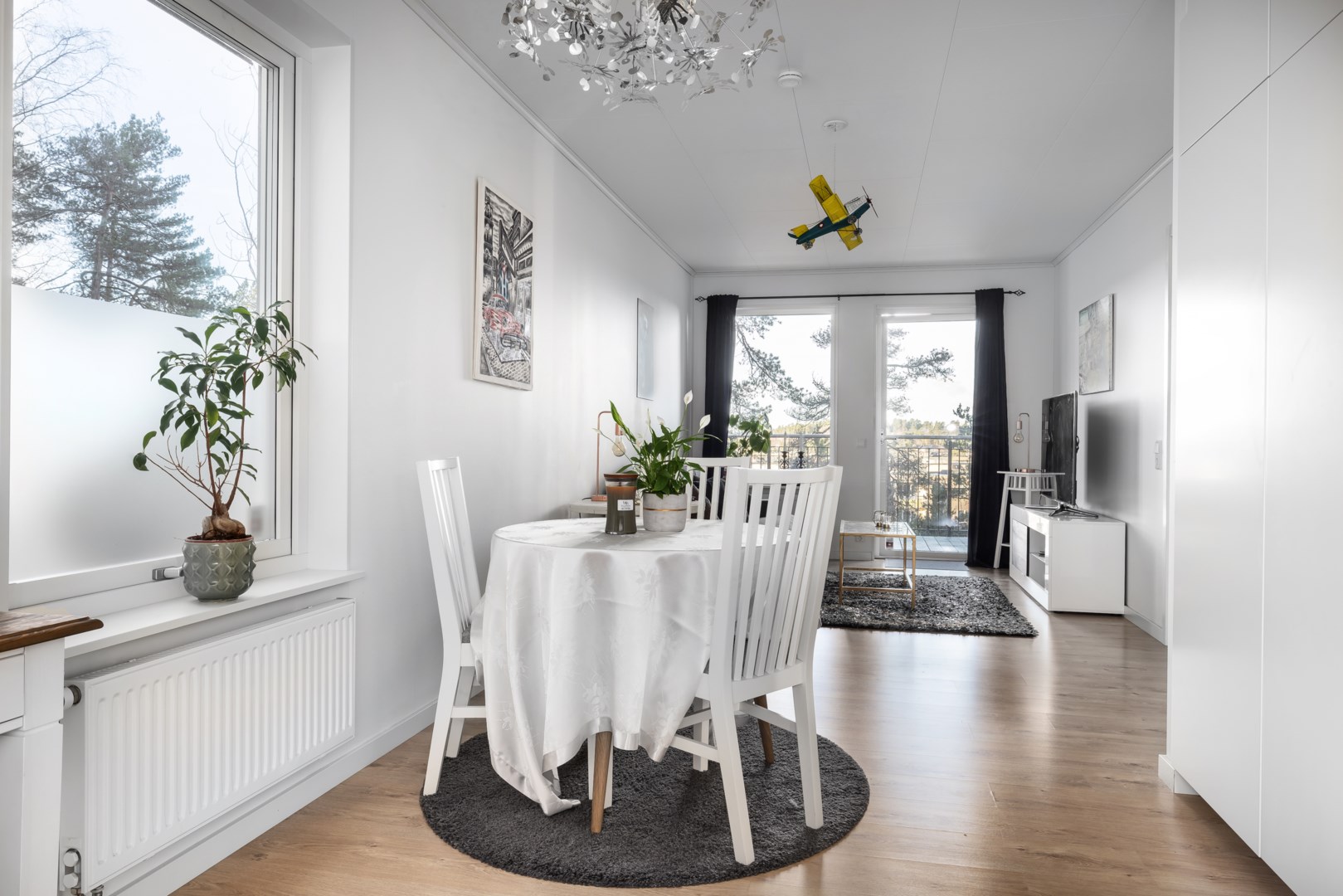 Bostadsbild från Fidravägen 33, Såld i Saltsjöbaden, Nacka