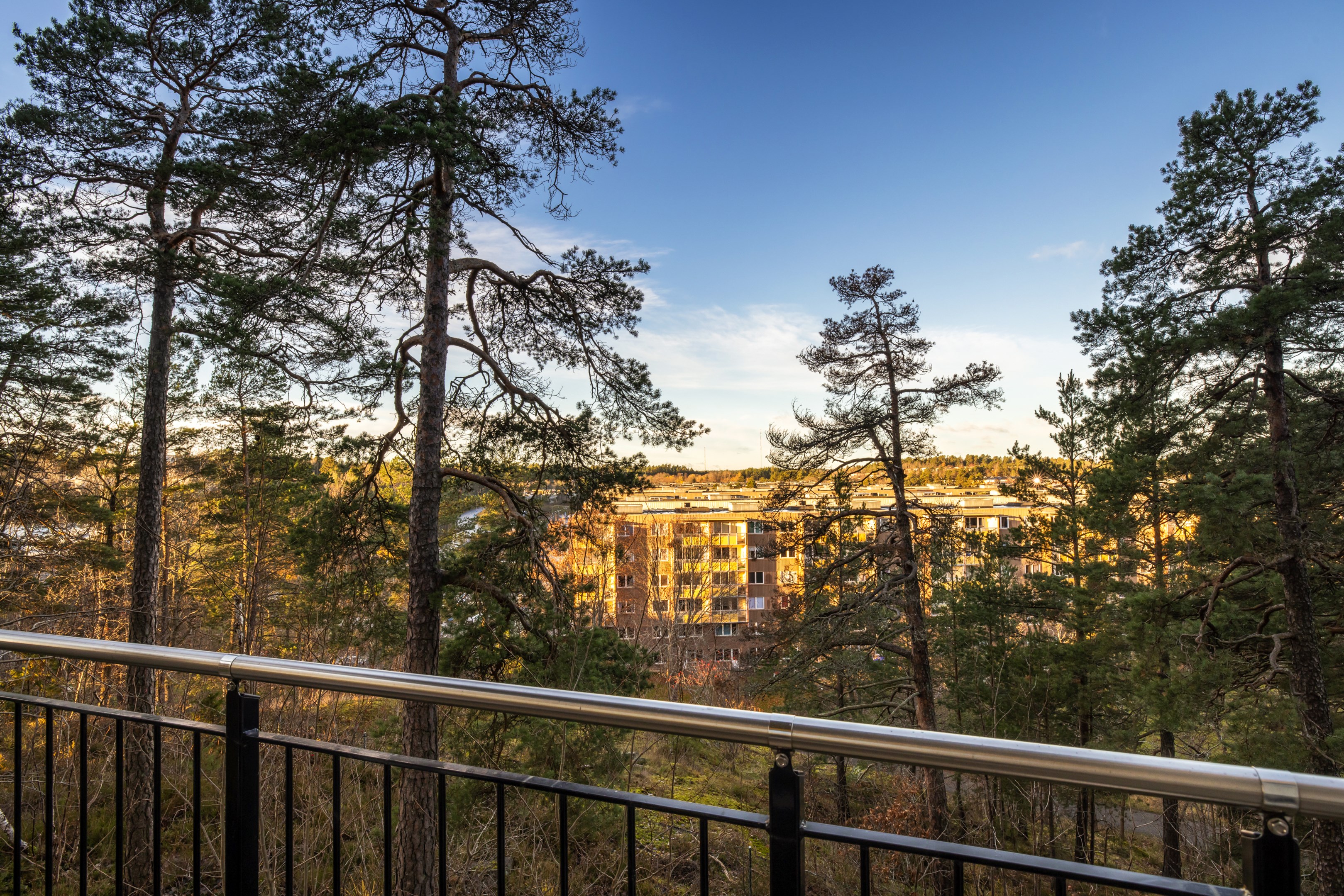 Bostadsbild från Fidravägen 33, Såld i Saltsjöbaden, Nacka