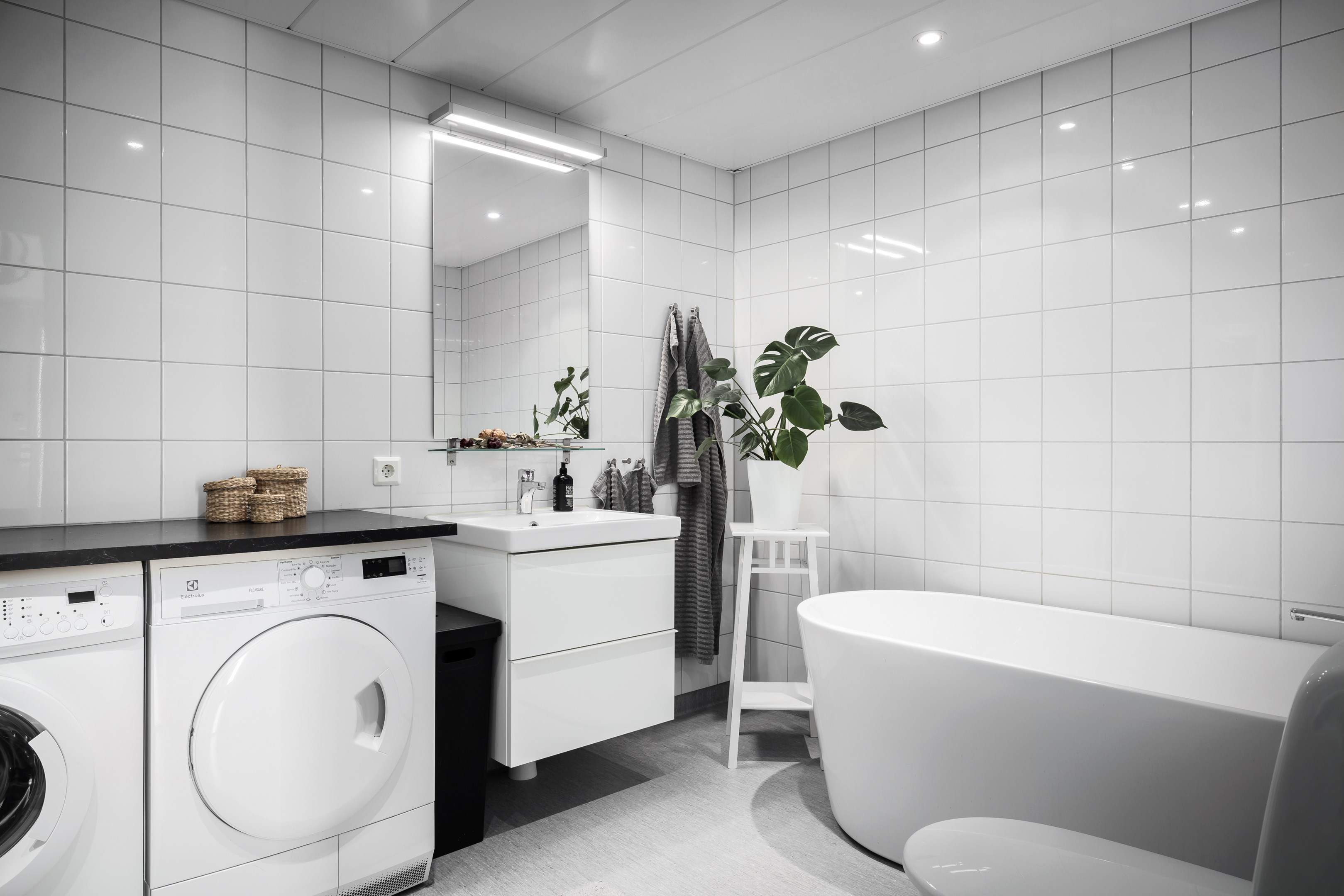 Bostadsbild från Fidravägen 33, Såld i Saltsjöbaden, Nacka