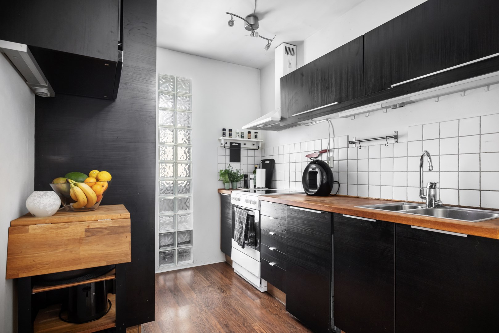 Bostadsbild från Beckasinvägen 33, Såld i Saltängen, Nacka