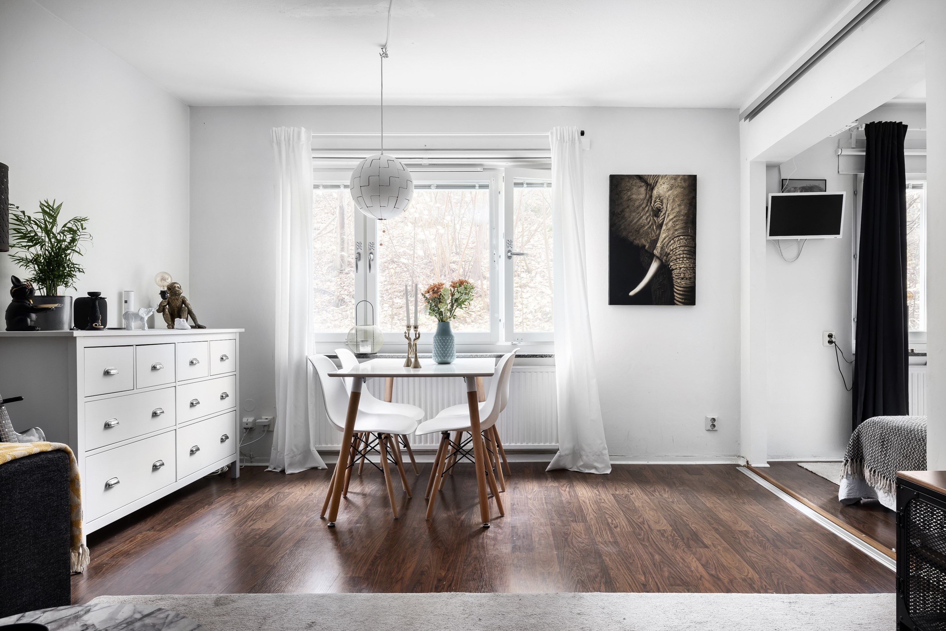 Bostadsbild från Beckasinvägen 33, Såld i Saltängen, Nacka