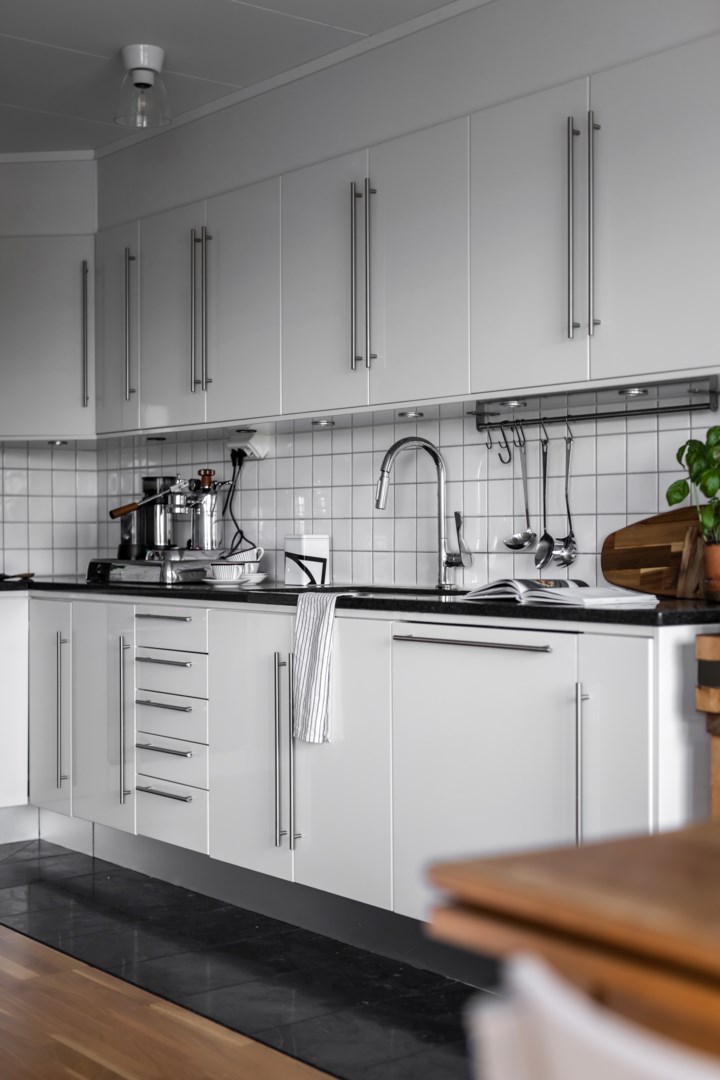 Bostadsbild från Ektorpsvägen 9, 5 tr, Såld i Ektorp, Nacka