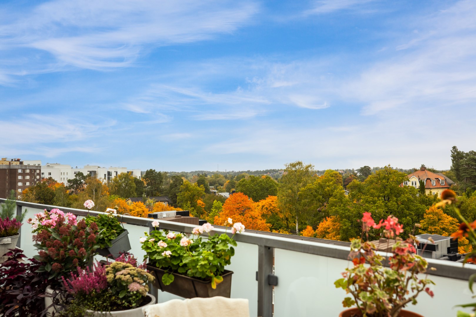 Bostadsbild från Ektorpsvägen 9, 5 tr, Såld i Ektorp, Nacka