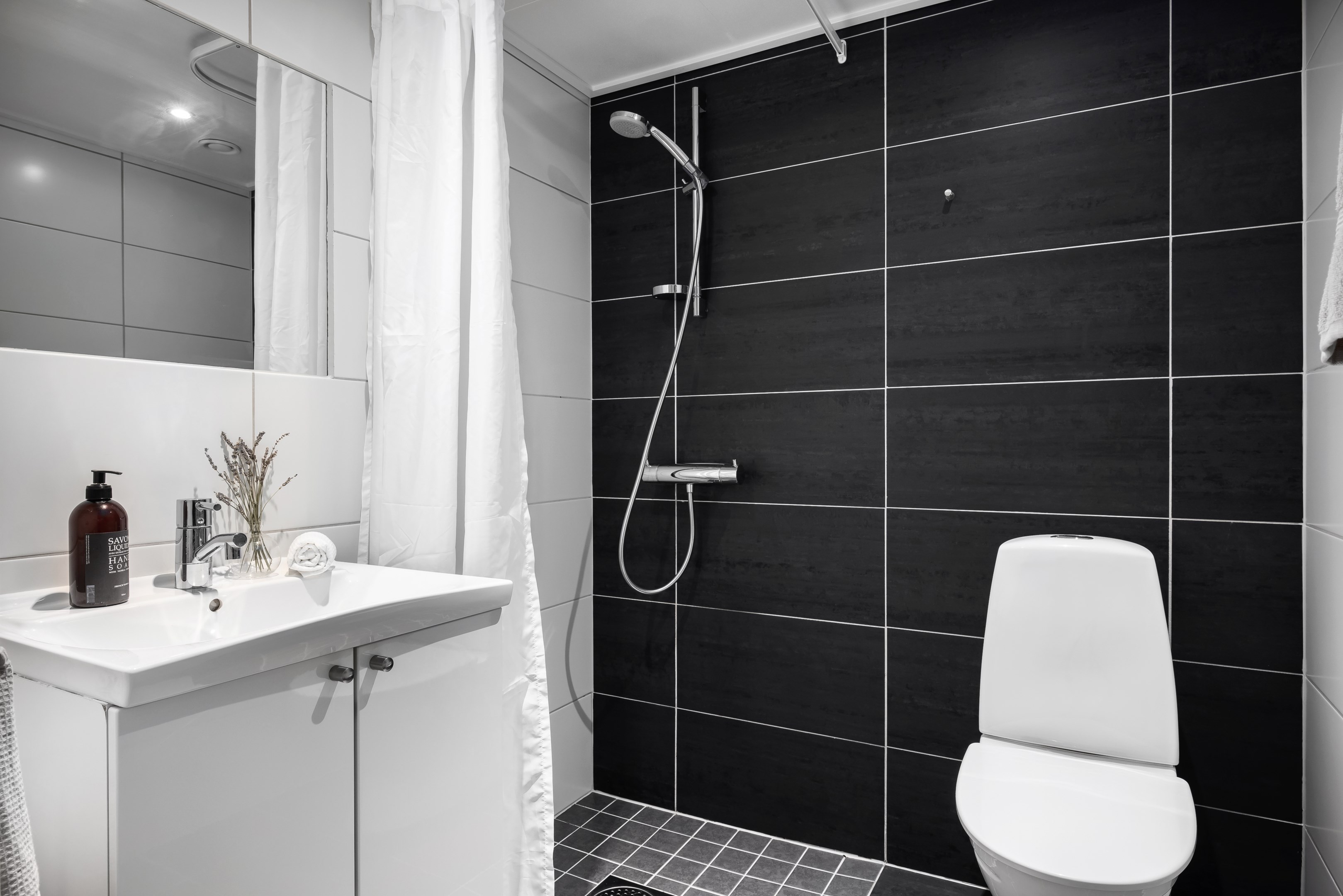 Bostadsbild från Ektorpsvägen 9, 5 tr, Såld i Ektorp, Nacka