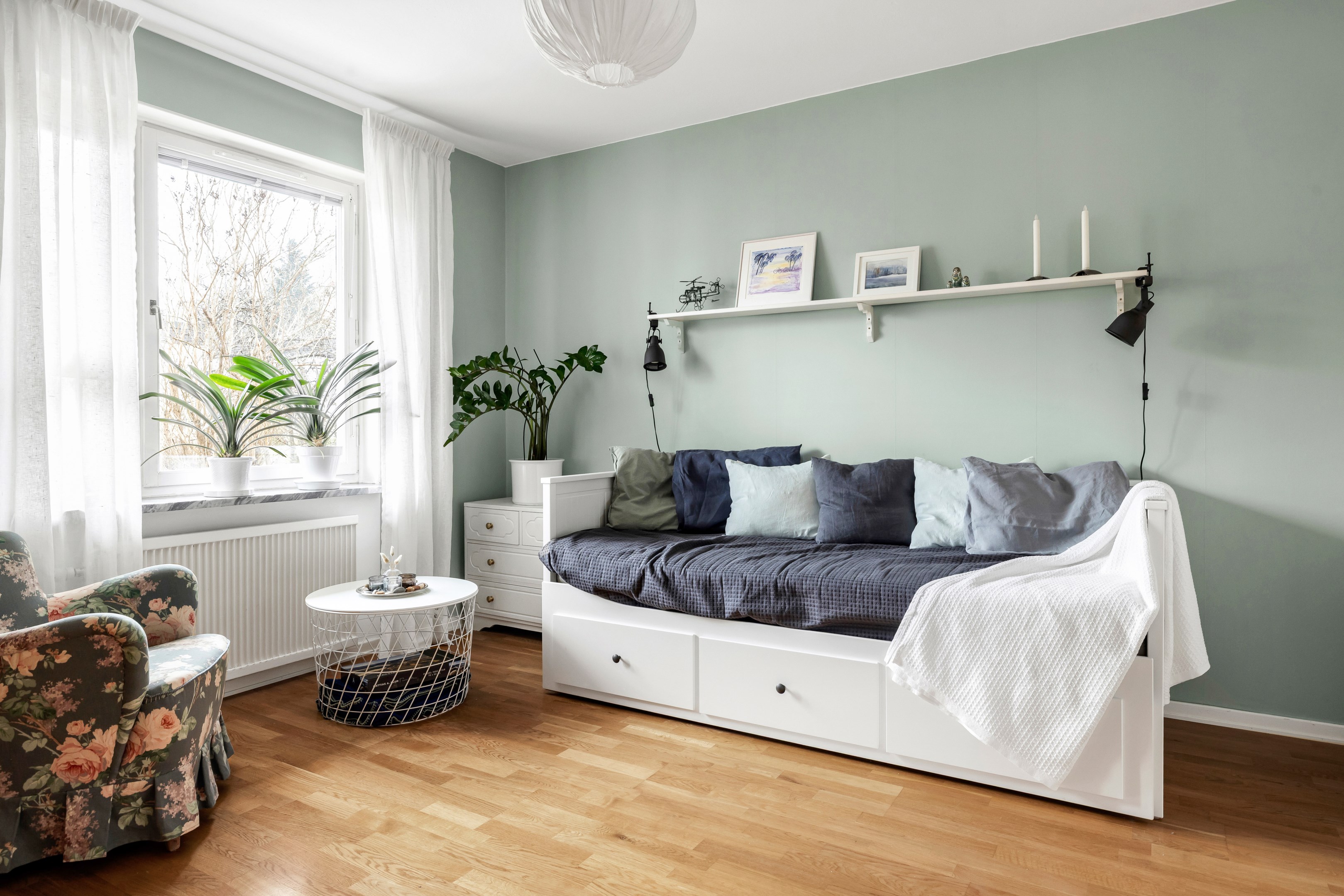 Bostadsbild från Eriksbergsvägen 12A, Såld i Sommarro, Uppsala